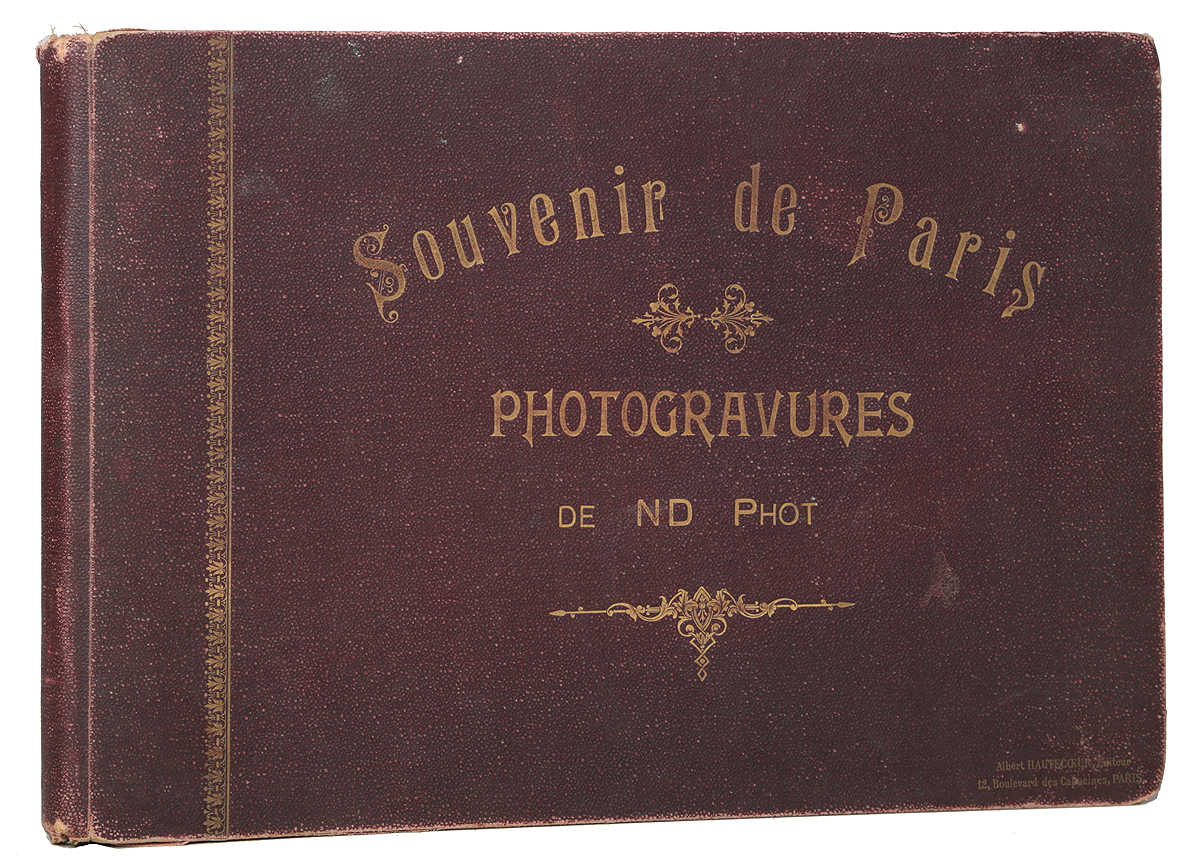Souvenir de Paris. Photogravures2200PW-036 Souvenir de Paris. Photogravures2200PW-036Париж, конец XIX - начало XX века. Фотоателье N. D. Phot..Альбом с 21 фотогравюрой.Типографский переплет.Сохранность хорошая.Париж - особенный город. Это город тайн, секретов, мистических загадок истории. Именно здесь причудливо переплетались судьбы знаменитых людей, именно он вдохновил многих творцов на создание бессмертных произведений искусства, он сможет вдохновить и вас.В альбоме представлена 21 фотогравюра с видами достопримечательностей, улиц и площадей Парижа.Фотогравюры выполнены знаменитым фотоателье N. D. Phot. (Neurdien Freres), специализировавшимся на издании видовых фотографических открыток.Не подлежит вывозу за пределы Российской Федерации.