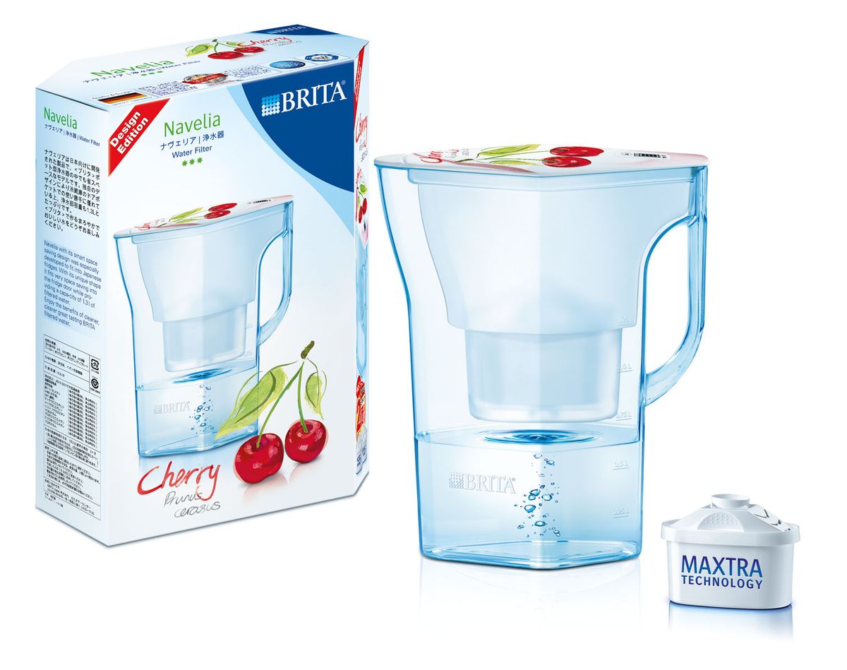 Фильтр-кувшин Brita Навелия. Вишня, 2,3 л4006387071011 Фильтр-кувшин Brita Навелия. Вишня, 2,3 л4006387071011Фильтр-кувшин Brita Навелия. Вишня, выполненный из пластика,станет необходимым помощником на вашей кухне.Вода, очищенная данным фильтром обладает рядомпреимуществ:- улучшает вкус горячих и холодных напитков, - увеличивает срок службы бытовых приборов, препятствуяобразованию накипи, - идеальна для приготовления вкусной и здоровой пищи, - придает более насыщенный вкус и аромат чаю и кофе. Фильтры Brita имеют уникальную систему очистки, котораяпомогает смягчить питьевую воду. Они предлагаютидеальную возможность улучшить качество питьевой водыдома. Фильтры Brita не только снижаютобразование известкового налета (карбонатной жесткости),но также эффективно отфильтровывают хлор иметаллы, например свинец и медь, которые могутсодержаться в системе водопровода. Новый, молодежный, яркий дизайн! Электронный индикатор ресурса картриджа. Общий объем фильтра: 2,3 л (идеально для 1-2 человек).