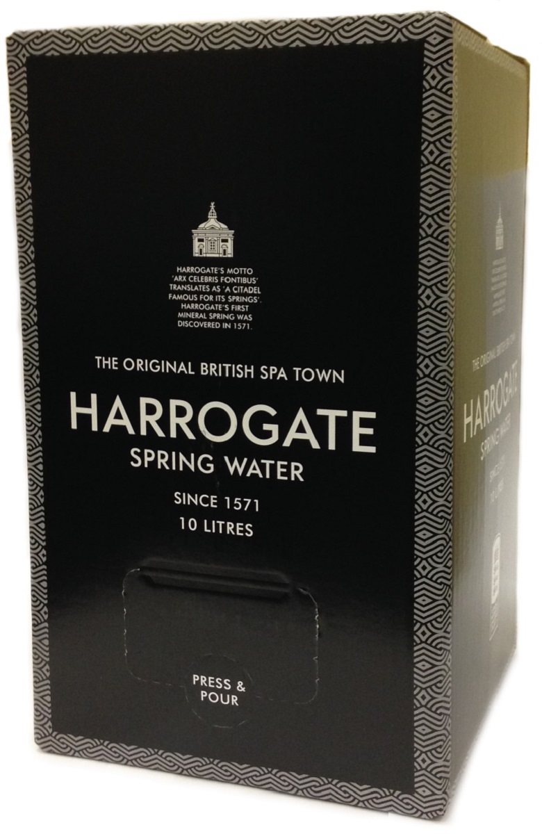Harrogate вода минеральная негазированная, 10 л5060042351244 Harrogate вода минеральная негазированная, 10 л5060042351244Город Харрогейт, находящийся на юго- востоке графства Йоркшир, всегда был известен своими природными минеральными источниками. Первые упоминания о королевском источнике воды Harrogate встречаются уже в XIV веке. Дегустация и тестирование образцов воды были впервые проведены в конце XVI века Тимоти Брайтом, личным врачом королевы Великобритании Елизаветы.