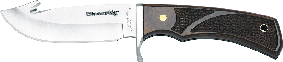Нож-крюк Fox Black Fox Guthook, цвет: коричневый, длина клинка 10,5 см. OF/BF-006WDOF/BF-006WD Нож-крюк Fox Black Fox Guthook, цвет: коричневый, длина клинка 10,5 см. OF/BF-006WDOF/BF-006WDНож модели Black Fox Guthook– это то, что вам необходимо. Он долго вам послужит – ведь его лезвие изготовлено из нержавеющей стали, стойкой к износу и коррозии. Рукоять ножа сделана из твердой древесины, так что вам будет чрезвычайно удобно его держать. Каждому заядлому охотнику и туристу данный нож придется по вкусу.Общая длина ножа: 23,5 см.Длина клинка: 10,5 см.Толщина клинка: 4 мм.