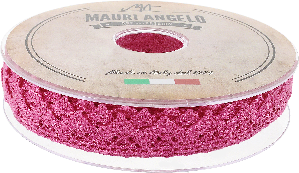 Лента кружевная Mauri Angelo, цвет: фуксия, 1,8 см х 20 мMR2710/024_фуксия Лента кружевная Mauri Angelo, цвет: фуксия, 1,8 см х 20 мMR2710/024_фуксияДекоративная кружевная лента Mauri Angelo - текстильное изделие без тканой основы, в котором ажурный орнамент и изображения образуются в результате переплетения нитей. Кружево применяется для отделки одежды, белья в виде окаймления или вставок, а также в оформлении интерьера, декоративных панно, скатертей, тюлей, покрывал. Главные особенности кружева - воздушность, тонкость, эластичность, узорность.Декоративная кружевная лента Mauri Angelo станет незаменимым элементом в создании рукотворного шедевра. Ширина: 1,8 см.Длина: 20 м.