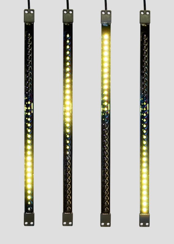 Гирлянда Neon-Night Сосулька, светодиодная, двухсторонняя, 32х2 LED, цвет: черный, желтый, 50 см256-122 Гирлянда Neon-Night Сосулька, светодиодная, двухсторонняя, 32х2 LED, цвет: черный, желтый, 50 см256-122«Светодиодная сосулька» - это оригинальное, красивое и современное средство оформления фасадов и интерьеров зданий, деревьев, витрин и т.д. Она представляет собой прямоугольную трубку длиной 50 см в пластиковом корпусе чёрного цвета. Внутри надежно закреплена двусторонняя тонкая плата со светодиодами и микрочипом, обеспечивающим динамику с эффектом стекающей капли. Гирлянда работает от напряжения 9,5 V и имеет влагозащищённое исполнение, что позволяет безопасно использовать её как в помещении, так и на улице. «Светодиодные сосульки» соединяются в единую цепь с помощью комплектов для подключения - арт. 256-152 (4 шт.) или 256-153 (5 шт) и затем подключаются к бытовой сети через понижающий трансформатор - арт. 256-154. Вы самостоятельно сможете создать красивую световую композицию, соединив между собой несколько таких комплектов. Как и другие светодиодные изделия, «Тающие сосульки» отличаются большим сроком службы (не менее 50000 часов при правильной эксплуатации) и очень низким энергопотреблением. Дополнительным преимуществом наших «Светодиодных сосулек» является то, что при их изготовлении испрользуются японские светодиоды Nichia. Цвет светодиодов - зелёный. Гирлянда представлена в нескольких цветах.