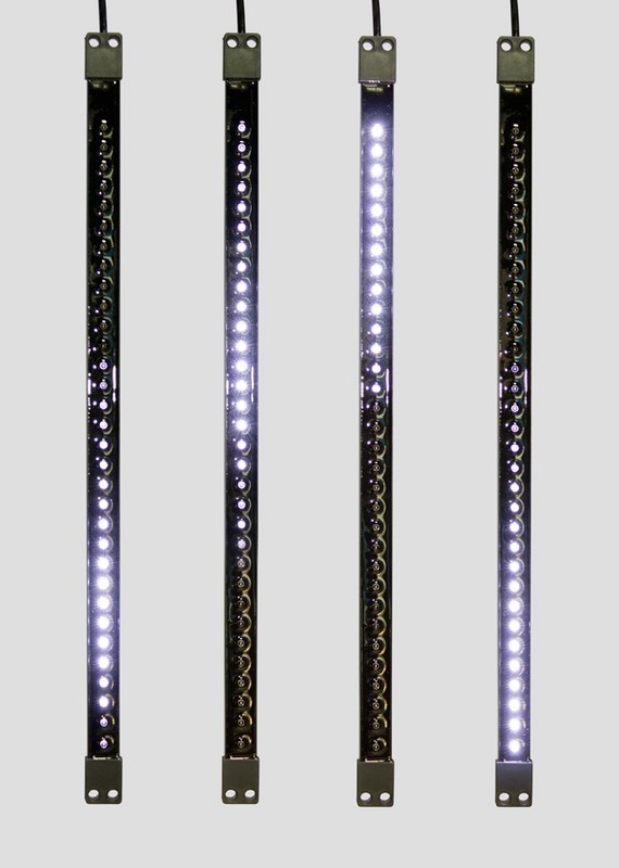 Гирлянда Neon-Night Сосулька, светодиодная, двухсторонняя, 32х2 LED, цвет: черный, белый, 50 см256-125 Гирлянда Neon-Night Сосулька, светодиодная, двухсторонняя, 32х2 LED, цвет: черный, белый, 50 см256-125«Светодиодная сосулька» - это оригинальное, красивое и современное средство оформления фасадов и интерьеров зданий, деревьев, витрин и т.д. Она представляет собой прямоугольную трубку длиной 50 см в пластиковом корпусе чёрного цвета. Внутри надежно закреплена двусторонняя тонкая плата со светодиодами и микрочипом, обеспечивающим динамику с эффектом стекающей капли. Гирлянда работает от напряжения 9,5 V и имеет влагозащищённое исполнение, что позволяет безопасно использовать её как в помещении, так и на улице. «Светодиодные сосульки» соединяются в единую цепь с помощью комплектов для подключения - арт. 256-152 (4 шт.) или 256-153 (5 шт) и затем подключаются к бытовой сети через понижающий трансформатор - арт. 256-154. Вы самостоятельно сможете создать красивую световую композицию, соединив между собой несколько таких комплектов. Как и другие светодиодные изделия, «Тающие сосульки» отличаются большим сроком службы (не менее 50000 часов при правильной эксплуатации) и очень низким энергопотреблением. Дополнительным преимуществом наших «Светодиодных сосулек» является то, что при их изготовлении испрользуются японские светодиоды Nichia. Цвет светодиодов - белый. Гирлянда представлена в нескольких цветах.