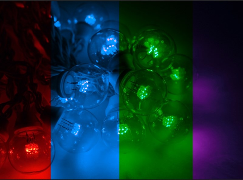 Гирлянда Neon-Night Galaxy Bulb String, светодиодная, влагостойкая, 30 ламп х 6 LED, каучуковый провод, цвет: черный, мульти, 10 м331-329 Гирлянда Neon-Night Galaxy Bulb String, светодиодная, влагостойкая, 30 ламп х 6 LED, каучуковый провод, цвет: черный, мульти, 10 м331-329Гирлянда LED Galaxy Bulb String внешне схожа с гирляндой Belt-light. Отличается она тем, что уже готова к использованию, на шине через каждые 33 см уже смонтированы прозрачные лампочки диаметром 45 мм, в каждой из которой есть 6 диодов. Благодаря своей степени защиты гирлянда может быть использована как в помещении, так и на улице, даже в сильный мороз.Данная гирлянда имеет длину 10 м, на которой равномено расположено 30 разноцветных светодиодных лампочек.