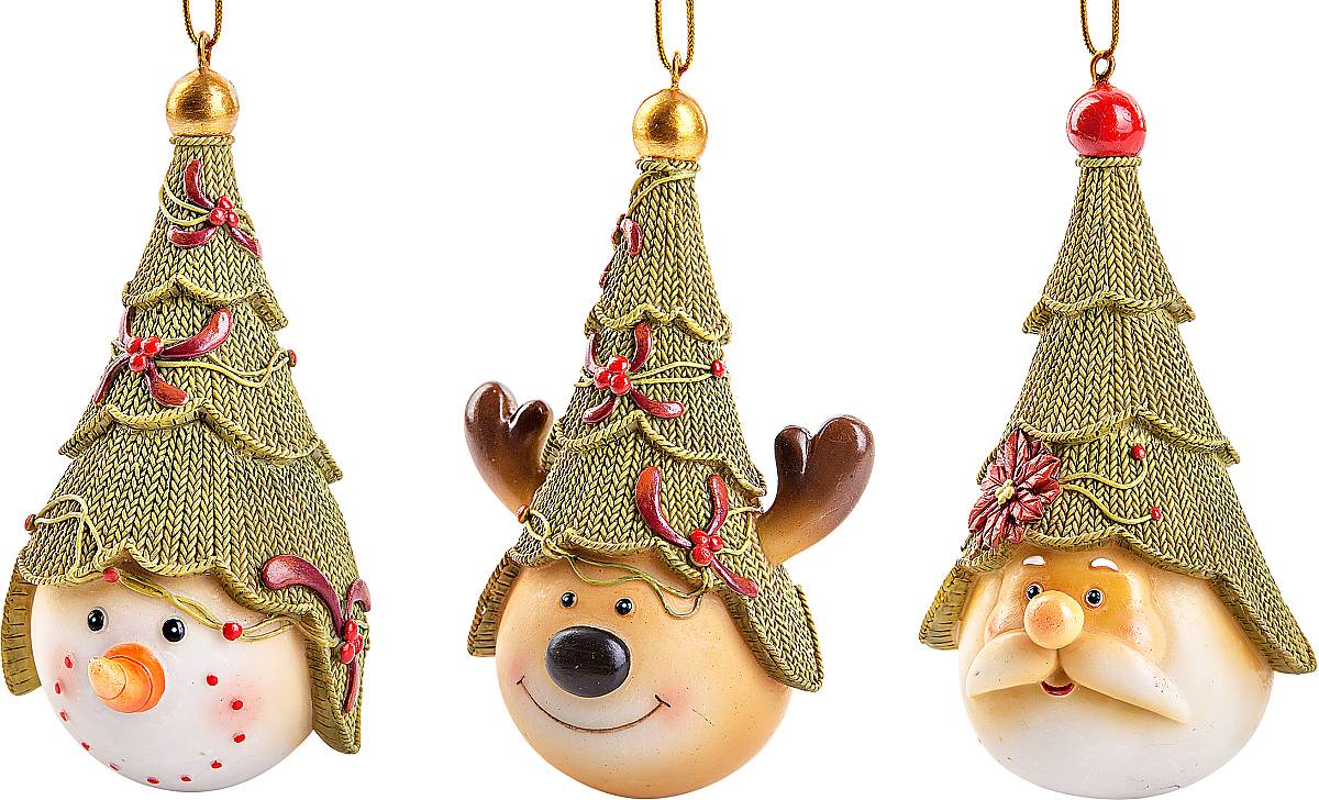 Набор украшений декоративных подвесных Mister Christmas. SM-SET3SM-SET3 Набор украшений декоративных подвесных Mister Christmas. SM-SET3SM-SET3Набор статуэток Mister Christmas 3 шт.Высота: 12 см.Материал: полистоун.Идея новогодних украшений от Mister Christmas берет свое начало из времен средне- вековой Шотландии, когда появилась традиция праздновать Новый год или Хогмани, как его называют сами шотландцы. В основном люди жили очень бедно и не могли себе позволить дорогие украшения для новогодней елки. И в те далекие времена не было специальных игрушек. Елки украшали предметами, которые люди сами делали вручную. Среди них особую популярность имели вязаные игрушки из шерсти. Большая часть населения занималась овцеводством, поэтому наиболее доступным материалом для простого народа была именно овечья шерсть. Пастухи стригли овец и изготавливали шерстяные нити. Их жены вечерами, когда было свободное время для отдыха, вязали одежду, различные игрушки для детей, а также поделки, которые дарили на разные праздники. Эти украшения представляли из себя сказочных существ: русалок, гномов, духов деревьев, водяных духов и других. Изготовленные вручную поделки люди дарили родным и друзьям на разные праздники. Одним из таких праздников был Новый год. Подаренные украшения вешали на растущую рядом с домом елку. Она стояла весь год нарядная и каждый день напоминала о новогоднем празднике, продлевая минуты радости, тепла и счастья в то нелегкое время.