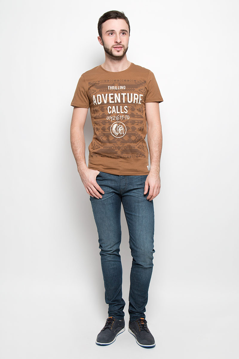 Футболка мужская Tom Tailor Denim, цвет: коричневый. 1036555.00.12_8607. Размер XL (52)1036555.00.12_8607 Футболка мужская Tom Tailor Denim, цвет: коричневый. 1036555.00.12_8607. Размер XL (52)1036555.00.12_8607Стильная мужская футболка Tom Tailor Denim выполнена из натурального хлопка с добавлением вискозы. Модель с круглым вырезом горловины и короткими рукавами.