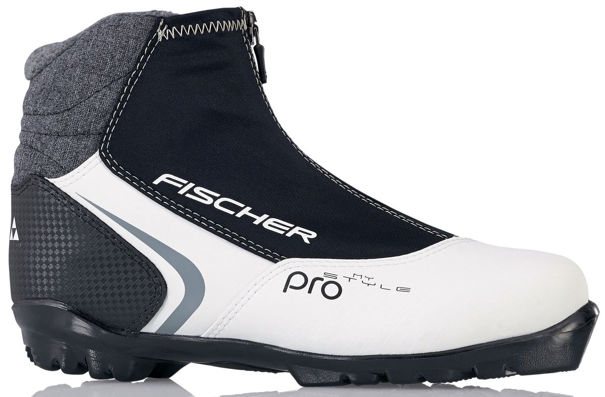 Ботинки лыжные женские Fischer XC Pro My Style, цвет: черный, белый. S29015. Размер 35S29015 Ботинки лыжные женские Fischer XC Pro My Style, цвет: черный, белый. S29015. Размер 35S29015Ботинки лыжные женские Fischer XC Pro My Style - это стильная модель для лыжных прогулок. Женская анатомическая колодка обеспечивает максимальный комфорт. Высокий профиль гарантирует наилучшую поддержку голеностопа.ТЕХНОЛОГИИ:LADIES FIT CONCEPTДля женской целевой группы разработан свой тип колодки, который обеспечивает наилучший комфорт при катании и максимальную передачу энергии.INTERNAL MOLDED HEEL CAPВнутренняя пластиковая вставка анатомической формы в пяточной части очень легкая и термоформируемая.LACE COVERДополнительная защита шнуровки предотвращает проникновение влаги и холода. CLEANSPORT NXTСпециальная пропитка подкладки и стелек ботинок. Система из полезных микробов, которые устраняют неприятный запах.