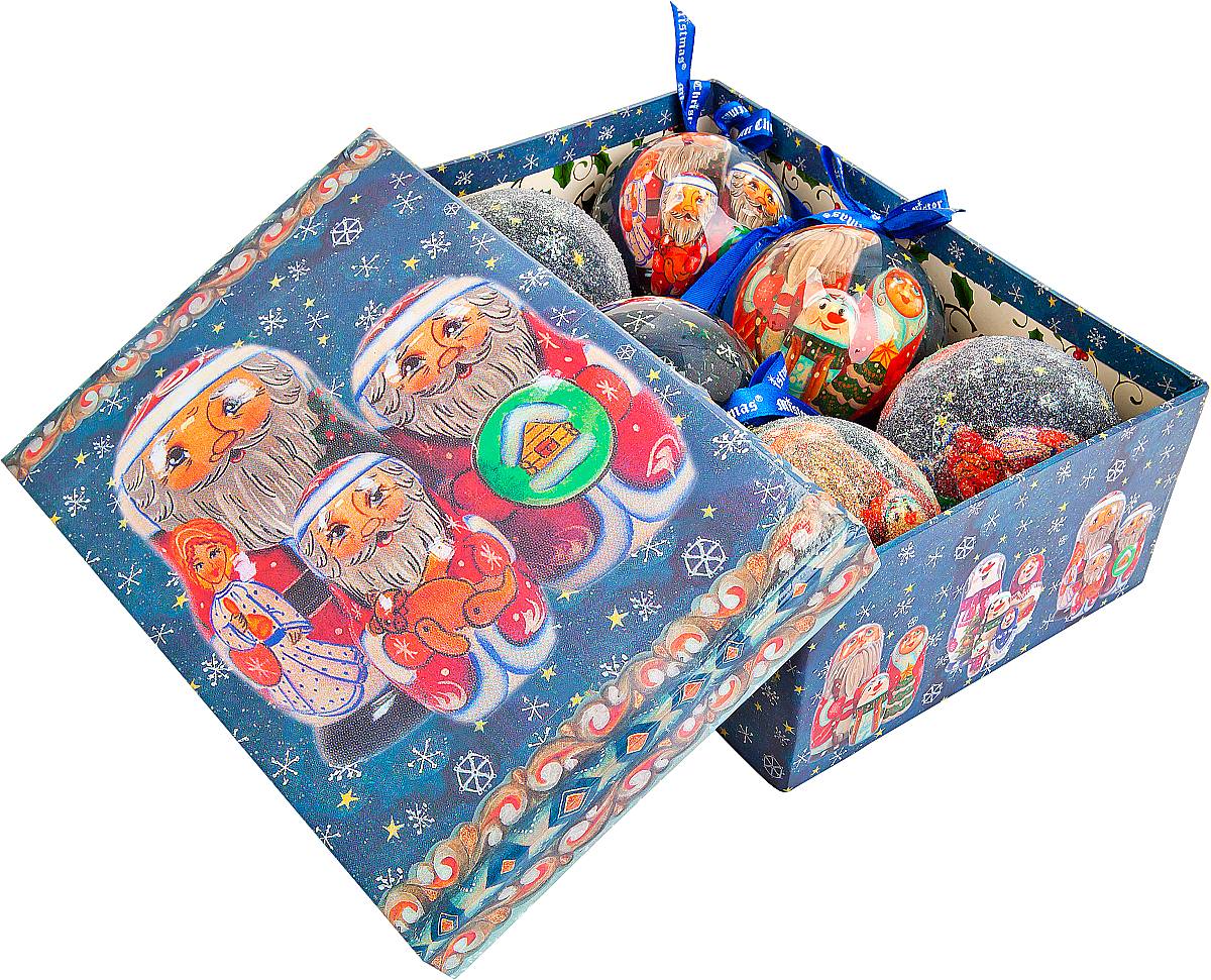 Набор новогодних подвесных украшений Mister Christmas Папье-маше, диаметр 7,5 см, 6 шт. PM-5-6PM-5-6 Набор новогодних подвесных украшений Mister Christmas Папье-маше, диаметр 7,5 см, 6 шт. PM-5-6PM-5-6Набор Mister Christmas Папье-маше состоит из 6 подвесных украшений ручной работы, которые изготовлены в технике папье-маше. Такие шары очень легкие, но в то же время удивительно прочные. На создание одной такой игрушки уходит несколько дней. И в результате получается настоящее произведение искусства! Все изделия оснащены атласной ленточкой с логотипом бренда Mister Christmas для подвешивания. Такие украшения станут превосходным подарком к Новому году, а так же дополнят коллекцию оригинальных новогодних елочных игрушек.