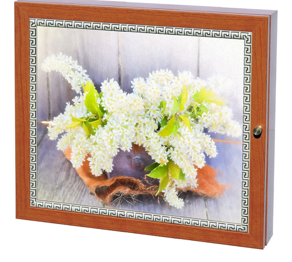 Вешалка-ключница Milarte Фэй, 25 х 30 х 5,5 см. KFV-116007KFV-116007 Вешалка-ключница Milarte Фэй, 25 х 30 х 5,5 см. KFV-116007KFV-116007Вешалка-ключница Milarte Фэй, выполненная из МДФ, украсит интерьер помещения, а также поможет создать атмосферу уюта. Ключница, декорированная оригинальным изображением, станет не только украшением вашего дома, но и послужит функционально. Она представляет собой ящичек, внутри которого предусмотрено 9 металлических крючков для ключей в два ряда. Дверца фиксируется к корпусу на крючок. Вешалка-ключница подвешивается на стену, крепежные элементы входят в комплект.Размер изображения: 24 х 19 см.