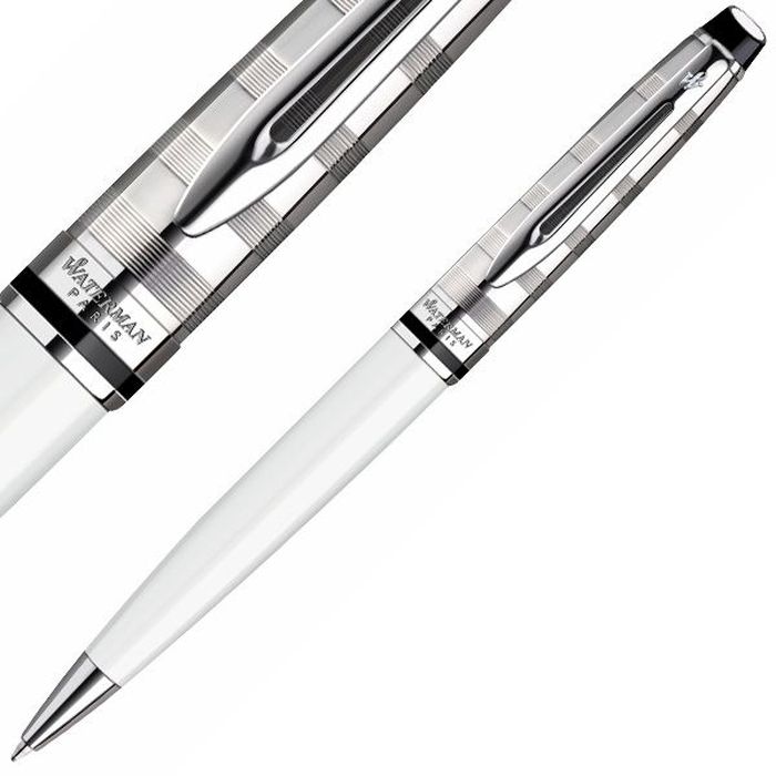 Waterman Ручка шариковая Expert Deluxe White CT синяя корпус белыйWAT-S0952440 Waterman Ручка шариковая Expert Deluxe White CT синяя корпус белыйWAT-S0952440Материал корпуса: ЛатуньПокрытие корпуса: ЛакМатериал отделки деталей корпуса: Никель-палладийСпособ подачи стержня: Поворотный. Синие чернила М.