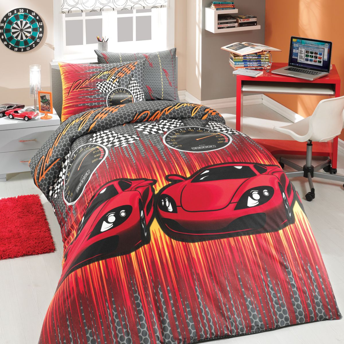 Комплект белья Hobby Home Collection Speed, 1,5-спальный, наволочки 50x70, 70x70, цвет: красный1501000276 Комплект белья Hobby Home Collection Speed, 1,5-спальный, наволочки 50x70, 70x70, цвет: красный1501000276Комплект постельного белья Hobby Home Collection Speed изготовлен из ранфорса (100% хлопка). Постельное белье имеет привлекающий внешний вид.Благодаря такому комплекту постельного белья вы сможете создать атмосферу уюта и комфорта в вашей спальне.