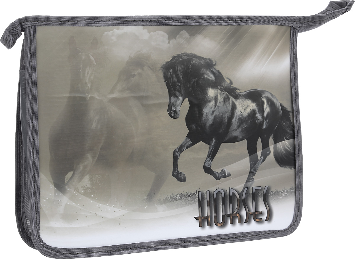 Action! Папка для тетрадей Horses цвет серый черныйAFZA5-4_черный конь Action! Папка для тетрадей Horses цвет серый черныйAFZA5-4_черный коньПапка для тетрадей Action Horse - это удобный и функциональный инструмент, который идеально подойдет для хранения различных бумаг формата А5, а также школьных тетрадей.Папка изготовлена из прочного материала и надежно закрывается на застежку-молнию. Лицевая сторона папки оформлена красочным изображением в виде грациозной лошади.Практичная в использовании папка надежно сохранит ваши бумаги и сбережет их от повреждений, пыли и влаги.