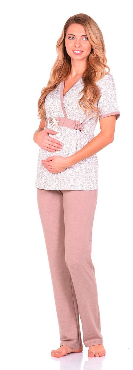 Пижама женская Nuova Vita Elegante Mamma, цвет: бежевый, кремовый, молочный. 207.7. Размер 42207.7 Пижама женская Nuova Vita Elegante Mamma, цвет: бежевый, кремовый, молочный. 207.7. Размер 42207.7Женская пижама Nuova Vita высококачественного материала.Блузка с V-образным вырезом горловины и короткими рукавами. На талии блузка дополнена затягивающимся шнурком.Брюки свободного кроя имеют эластичный пояс на талии.