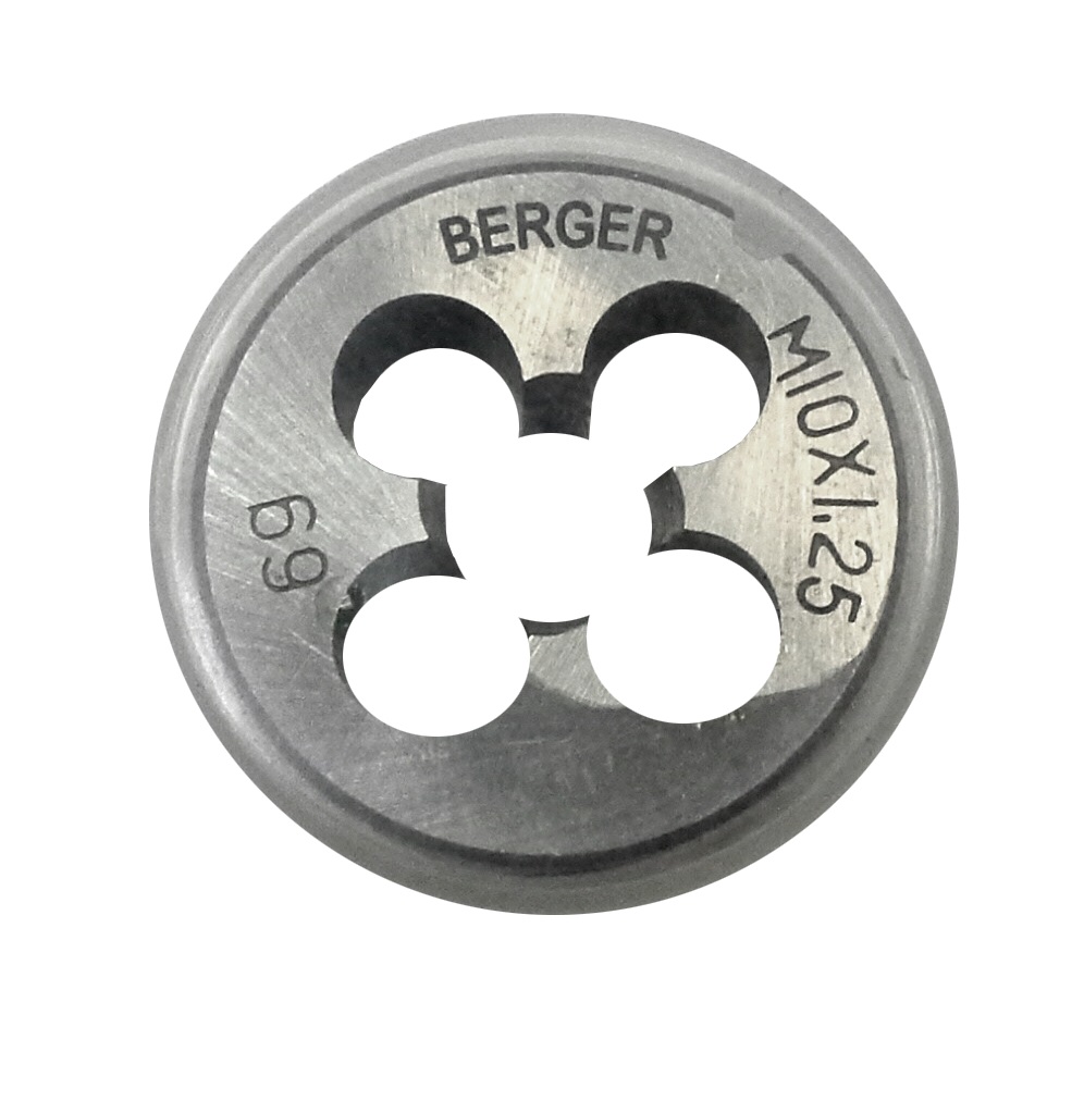 Плашка метрическая Berger, М10 х 1,25 мм. BG1007BG1007 Плашка метрическая Berger, М10 х 1,25 мм. BG1007BG1007Метрическая плашка Berger позволяет вручную нарезать резьбу на детали. Изготовлена из инструментальной легированной стали 9ХС (средняя твердость 61 HRC), обладает повышенной износостойкостью, упругостью, сопротивлением к изгибу и кручению, стойкостью к контактным нагрузкам. Для удобства в работе зажимается в плашкодержателе. Диаметр резьбы равен 1,25 мм.