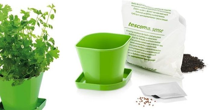 Набор для выращивания пряных растений Tescoma Sense. Кориандр. 899073899073 Набор для выращивания пряных растений Tescoma Sense. Кориандр. 899073899073Набор для выращивания пряных растений Tescoma Sense. Кориандр включает в себя семена, органический почвенный субстрат био-качества и цветочный горшок из прочного пластика. Инструкция по применению внутри упаковки.