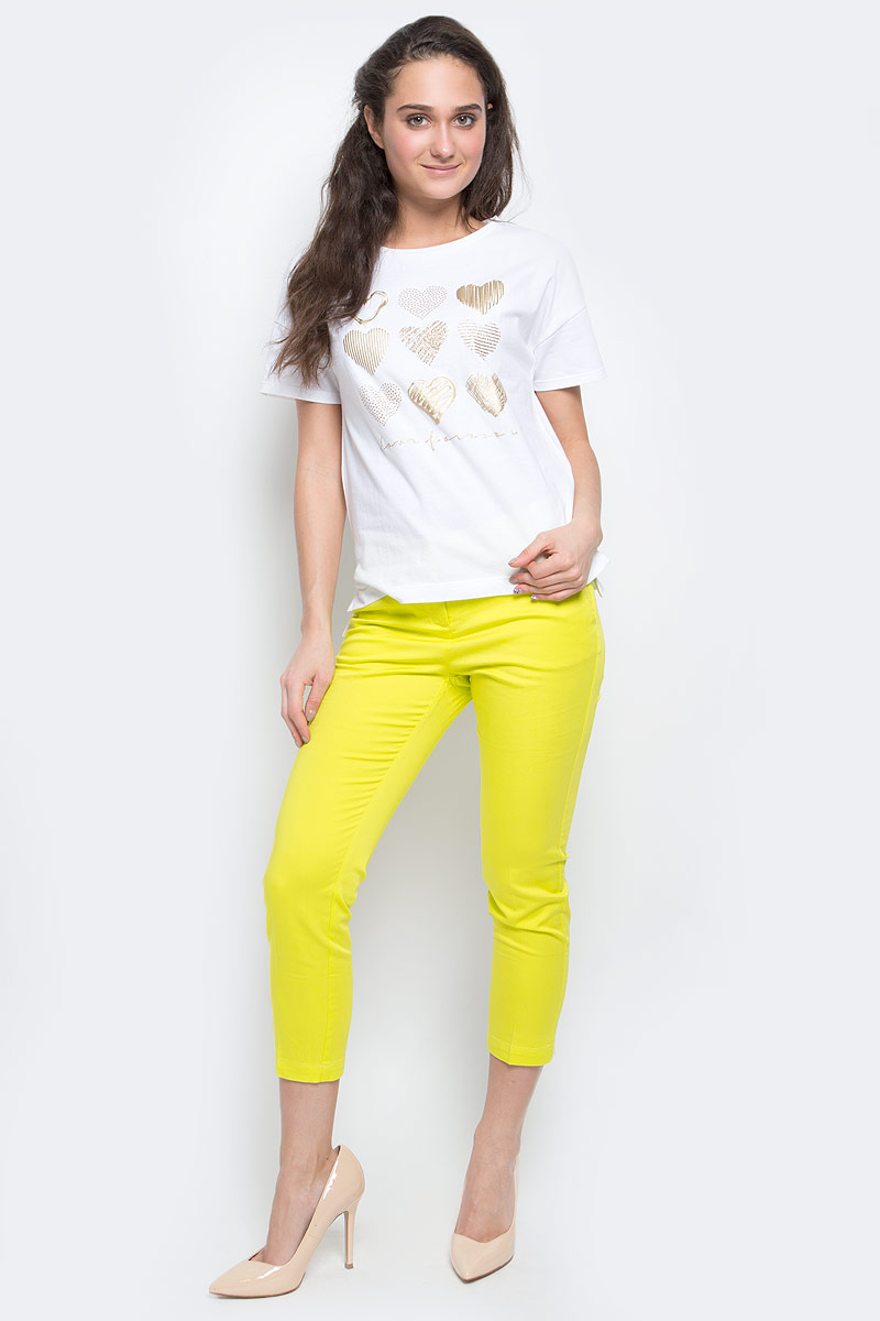Футболка женская Sela Casual, цвет: белый. Ts-111/265-7191. Размер L (48)Ts-111/265-7191 Футболка женская Sela Casual, цвет: белый. Ts-111/265-7191. Размер L (48)Ts-111/265-7191Женская футболка Sela Casual выполнена из натурального хлопка. Футболка с круглым вырезом горловины и короткими рукавами оформлена интересным принтом в виде сердец и надписями.