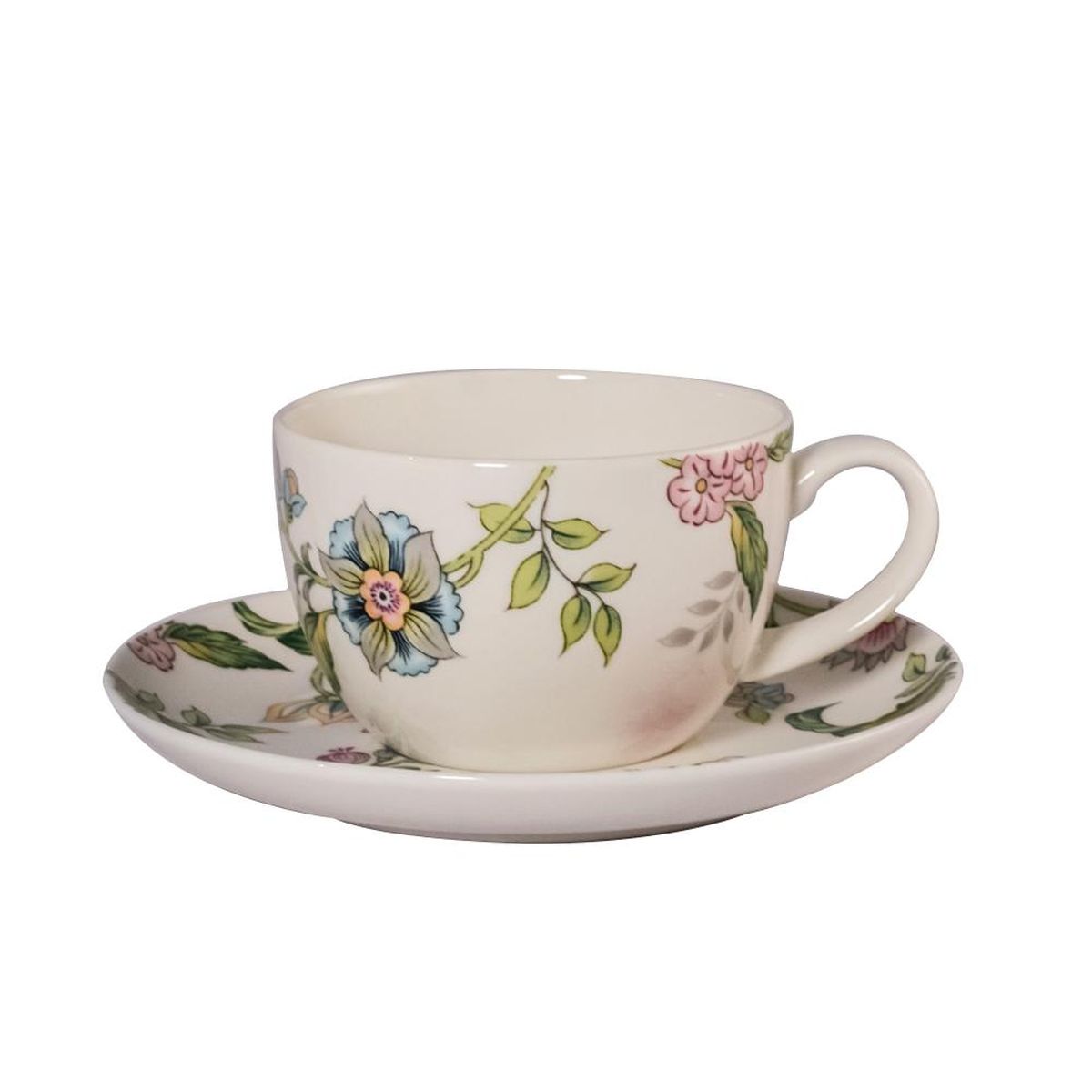 Набор чайный Royal Bone China Прованс, 12 предметов9016/12274 Набор чайный Royal Bone China Прованс, 12 предметов9016/12274Набор Royal Bone China Прованс состоит из шести чашек и шести блюдец, изготовленных из высококачественного фарфора. Чашки оформлены красочным рисунком. Такой набор подходит для подачи чая или кофе.Объем чашки: 250 мл. Диаметр блюдца: 15,5 см.Диаметр чашки: 12 см. Высота чашки: 9 см.