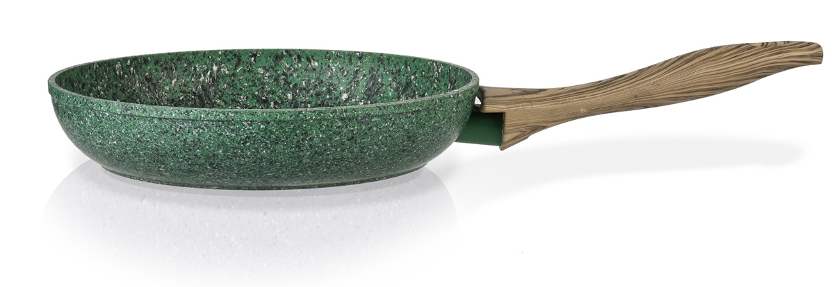 Сковорода Fissman Malachite, с антипригарным покрытием. Диаметр 20 смAL-4310.20 Сковорода Fissman Malachite, с антипригарным покрытием. Диаметр 20 смAL-4310.20Сковорода Fissman Malachite изготовлена из литого алюминия с многослойным антипригарным покрытием EcoStone, которое усилено вкраплением каменных частиц. Первый слой улучшает сцепление покрытия с металлом, второй слой - грунтовый, третий слой - более прочное покрытие на основе минеральных компонентов, четвертый слой - высокопрочное антипригарное покрытие, усиленное вкраплением каменных частиц, пятый дополнительный антипригарный слой с керамическими частицами. Главное преимущество покрытия - это устойчивость к царапинам и износу. Также покрытие безопасно для здоровья человека и окружающей среды. Утолщенное дно сковороды рационально распределяет тепло, что позволяет продуктам готовиться быстро и равномерно. Приятная на ощупь ручка из бакелита не нагревается и не скользит в руках. Подходит для газовых, электрических, стеклокерамических, индукционных плит. Можно мыть в посудомоечной машине. Высота стенок: 4,5 см. Длина ручки: 17 см.