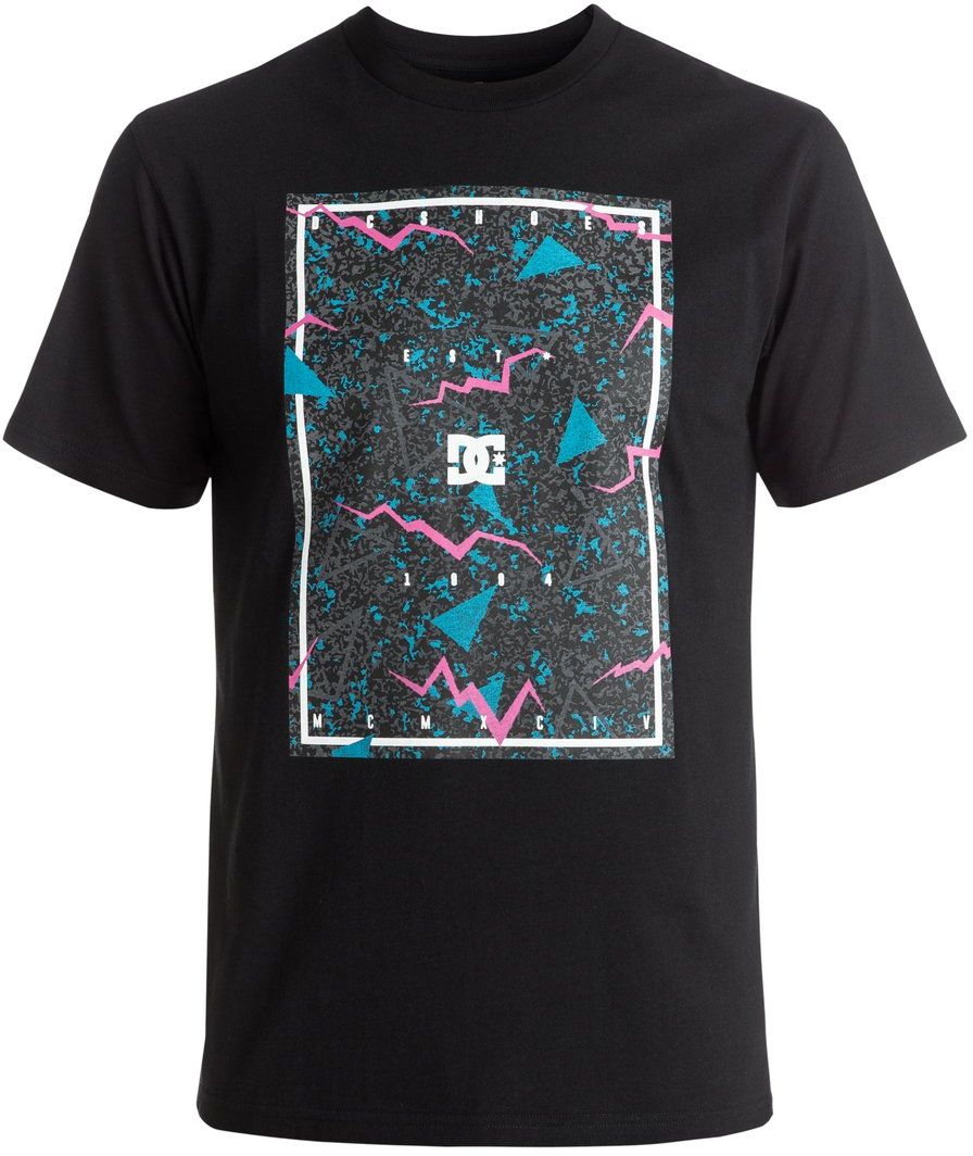Футболка мужская DC Shoes, цвет: черный. EDYZT03572-KVJ0. Размер M (50)EDYZT03572-KVJ0 Футболка мужская DC Shoes, цвет: черный. EDYZT03572-KVJ0. Размер M (50)EDYZT03572-KVJ0Футболка мужская DC Shoes выполнена из 100% натурального хлопка. Модель классического удобного дизайна имеет круглый вырез горловины и короткие рукава. Графический принт нанесен по щадящей технологии окрашивания ткани.