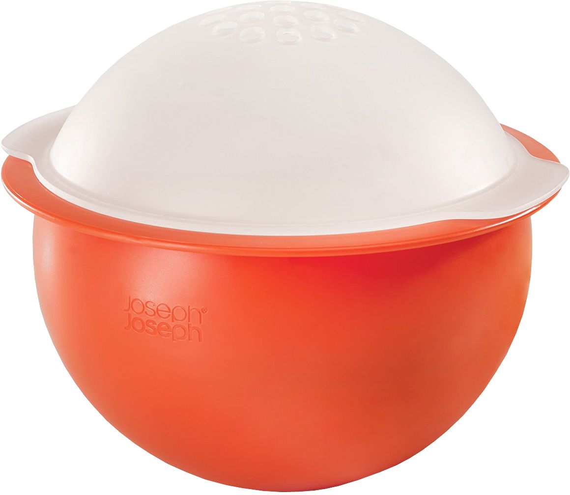 Миска Joseph Joseph M-Cuisine, для приготовления попкорна в микроволновой печи45015 Миска Joseph Joseph M-Cuisine, для приготовления попкорна в микроволновой печи45015МискаJoseph Joseph M-Cuisine - большая миска для попкорна на всю семью, подходит для микроволновых печей высотой от 35 см и выше. Миска сочетает в себе сразу три функции: в ней можно приготовить попкорн, просеять нераскрывшиеся зерна и подать готовую закуску на стол. Наполните миску с помощью жаропрочной силиконовой вставки. После приготовления потрясите её для равномерного распределения аромата. Чтобы избавиться от нераскрывшихся зерен, переверните миску: они легко выпадут через специальные отверстия в крышке. Снимите крышку и подавайте готовый попкорн прямо в чаше.Можно мыть в посудомоечной машине, предварительно вытащив силиконовую вставку.