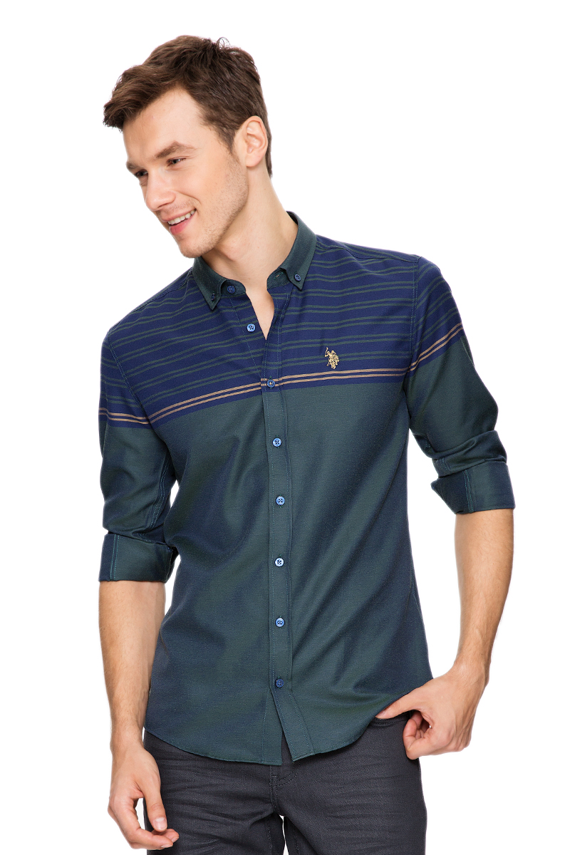 Рубашка мужская U.S. Polo Assn., цвет: темно-синий. G081GL004AVILTAYLUN_VR033. Размер M (50)G081GL004AVILTAYLUN_VR033 Рубашка мужская U.S. Polo Assn., цвет: темно-синий. G081GL004AVILTAYLUN_VR033. Размер M (50)G081GL004AVILTAYLUN_VR033Стильная мужская рубашка с длинными рукавами и отложным классическим воротником выполнена из хлопкового материала. Модель застегивается на пуговицы.
