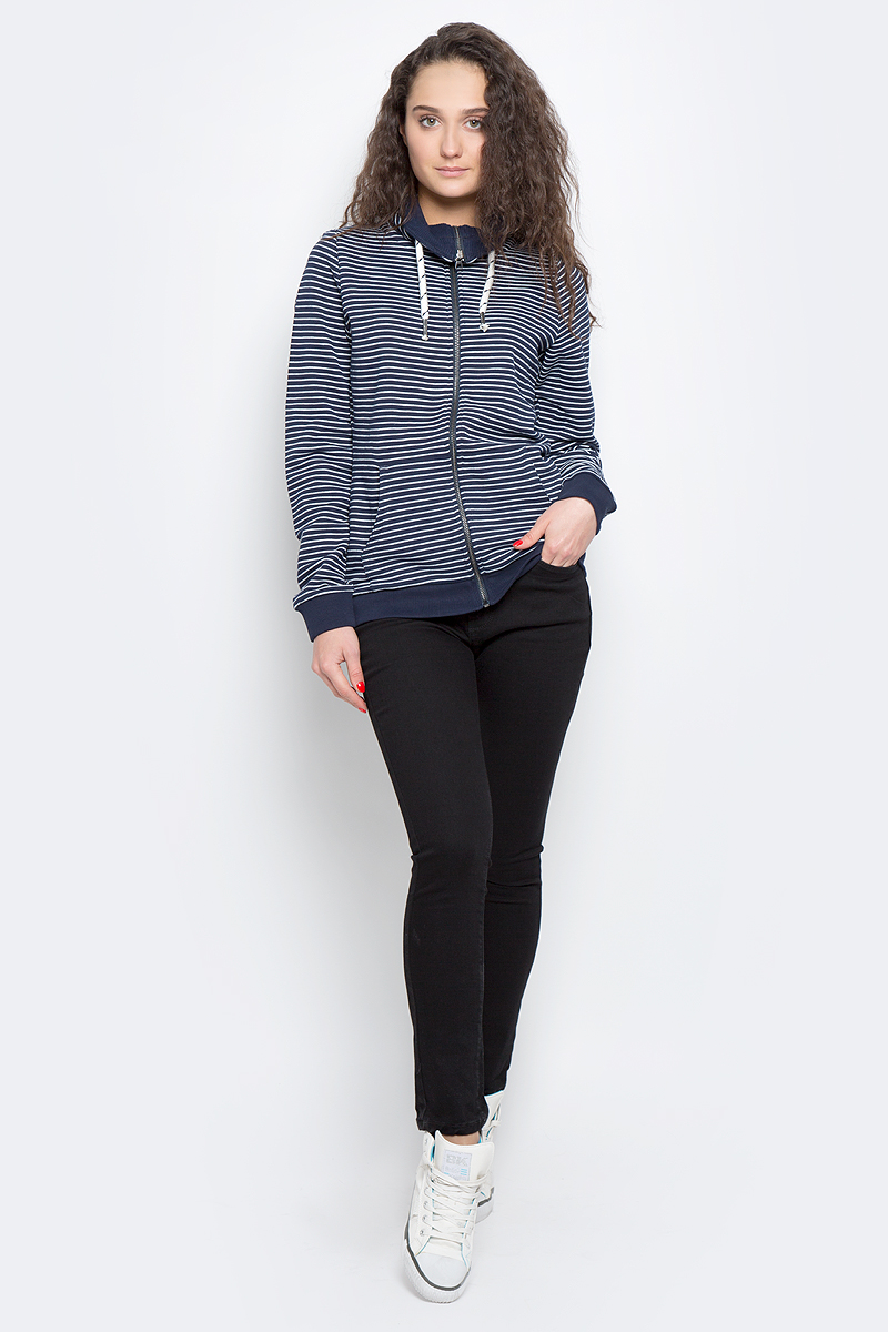 Толстовка женская Tom Tailor Denim, цвет: темно-синий. 2531059.00.71_6593. Размер L (48)2531059.00.71_6593 Толстовка женская Tom Tailor Denim, цвет: темно-синий. 2531059.00.71_6593. Размер L (48)2531059.00.71_6593Женская толстовка Tom Tailor Denim с длинными рукавами и широким воротником-стойкой изготовлена из натурального хлопка. Изнаночная сторона толстовки дополнена мелкими петельками.Модель застегивается на металлическую застежку-молнию спереди. Объем воротника регулируется при помощи шнурка-кулиски. Спереди расположены два накладных кармана. Толстовка украшена контрастным принтом в полоску.