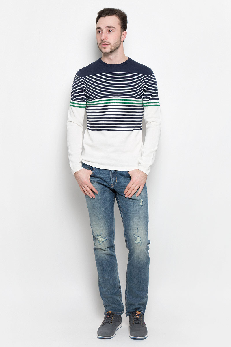 Джемпер мужской Tom Tailor Denim, цвет: темно-синий, белый. 3022490.00.12_6740. Размер M (48)3022490.00.12_6740 Джемпер мужской Tom Tailor Denim, цвет: темно-синий, белый. 3022490.00.12_6740. Размер M (48)3022490.00.12_6740Мужской джемпер Tom Tailor Denim с круглым вырезом горловины и длинными рукавами изготовлен из высококачественной хлопковой пряжи.Горловина, низ и манжеты рукавов джемпера связаны резинкой. Модель оформлена узором в виде контрастных полосок.