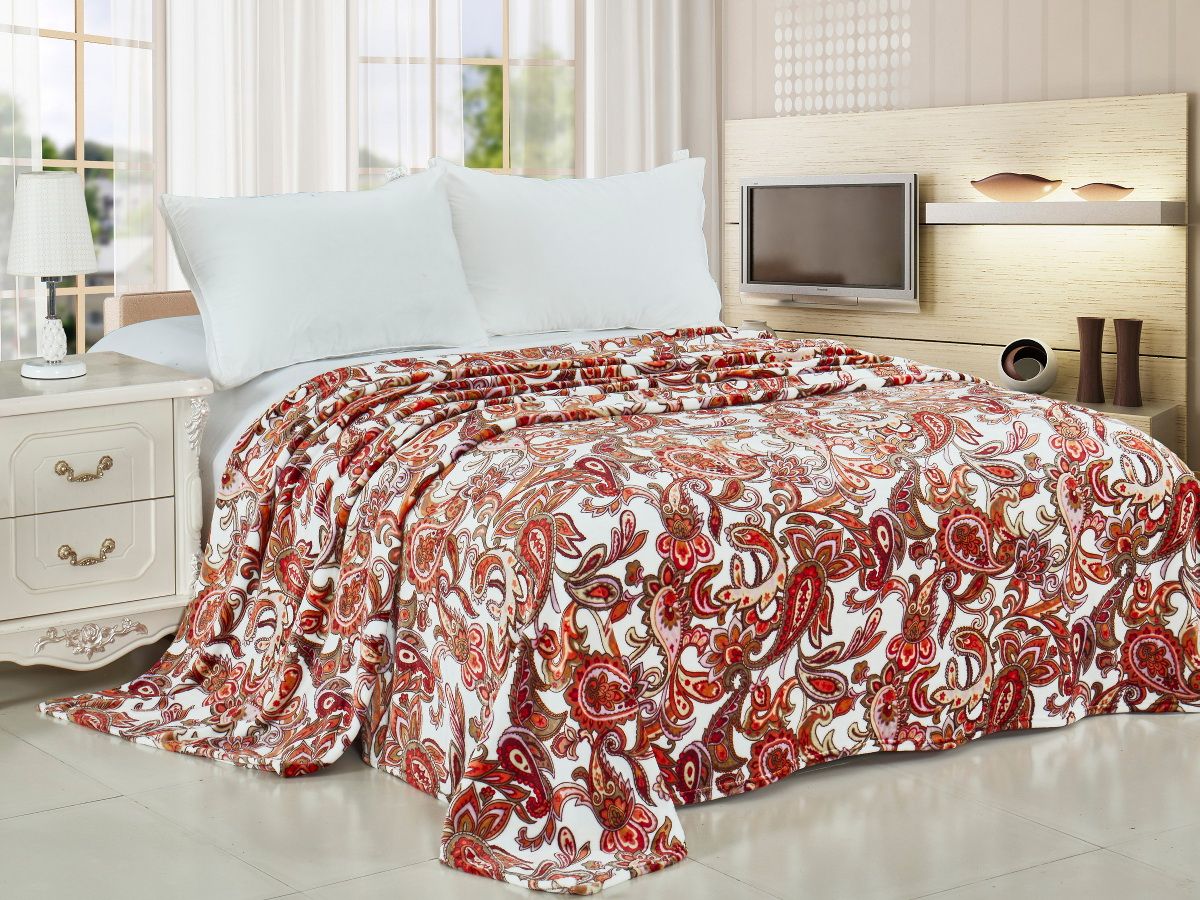 Плед Cleo Пэйсли люкс, 200 х 220 см200/055-pf Плед Cleo Пэйсли люкс, 200 х 220 см200/055-pfКоллекция пледов Cleo – модное решение вашего интерьера! Пледы сделаны из инновационного материала – микрофибры.Микрофибра (микроволокно) - прорыв в синтетической промышленности. Это очень тонкие волокна, тоньше человеческого волоса. Благодаря свой структуре, микрофибра имеет ряд преимуществ: - отличные впитывающие свойства и способность пропускать воздух, под пледами будет комфортно и зимой и летом; - при дальнейшем уходе краски не выцветают и не линяют; - пледами можно укрываться и не бояться, что на вашей одежде останутся следы ворса; - пледы прослужат невероятно долго. Коллекция пледов Cleo – для самого требовательного покупателя, разнообразие стилей и нежность и комфорт вашей семьи в любое время года!
