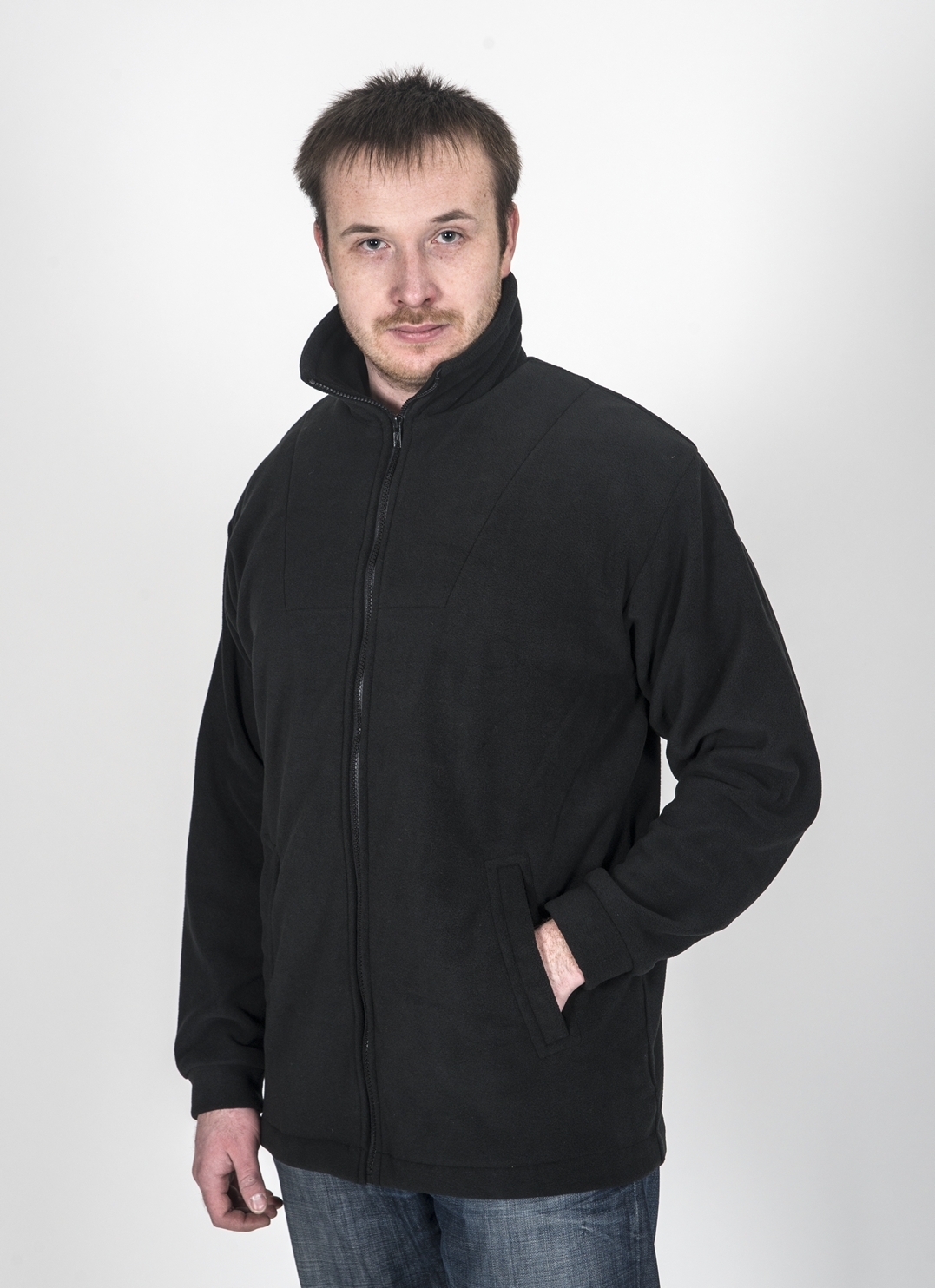 Куртка Fisherman Комфорт, цвет: черный. 54773. Размер 48/50Комфорт Куртка Fisherman Комфорт, цвет: черный. 54773. Размер 48/50КомфортФлисовая куртка Комфорт отлично заменит шерстяной свитер или кофту. Куртка имеет разъемную молнию, высокий воротник и два глубоких кармана. Низ куртки регулируется при помощи резинки и стоппера. Изготавливается из ткани Polar fleece плотностью 300 гр\м2.Polar fleece это: трикотажная ткань с двухсторонним ворсом: особо износоустойчивым с наружной стороны - Polar и очень мягким и комфортным с внутренней - fleece. Polar fleece - лучший современный заменитель шерсти, дышащий и не вызывающий аллергии.Основные достоинства и преимущества:высокоэффективная теплозащита; мягкость и комфорт при прикосновении; отлично впитывает влагу и не холодит тело при намокании, как одежда из хлопка; быстро высыхает после намокания – быстрее, чем хлопок или шерсть; не обладает усадкой после стирки; не растягивается и не теряет форму в процессе эксплуатации.