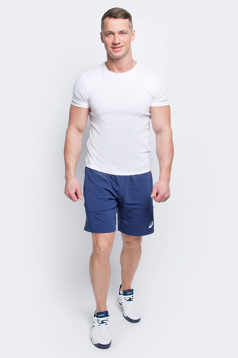 Шорты мужские Asics Spiral Short 9in, цвет: темно-синий. 141094-8052. Размер XL (52/54)141094-8052 Шорты мужские Asics Spiral Short 9in, цвет: темно-синий. 141094-8052. Размер XL (52/54)141094-8052Шорты от Asics выполнены из хлопка с добавлением полиэстера и эластана. Модель оснащена широкой эластичной резинкой на поясе. Объем талии регулируется при помощи кулиски со шнурком и эластичной резинкой. Шорты дополнены боковыми прорезными карманами.