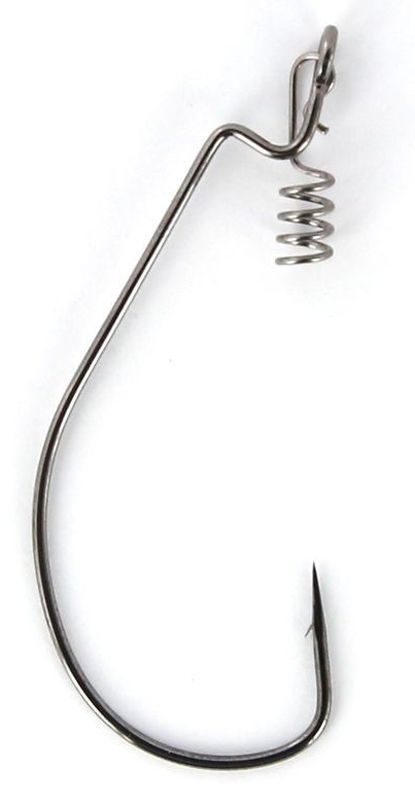 Крючки офсетные Yoshi Onyx Long Big Eye, с пружиной, №2/0, 5 шт97450 Крючки офсетные Yoshi Onyx Long Big Eye, с пружиной, №2/0, 5 шт97450Удлиненные офсетные кованные крючки Yoshi Onyx Long Big Eye с химической заточкой выполнены из высококачественной стали. Но острота и прочность это не главные их достоинства. Во-первых, крючки спроектированы с увеличенным ушком, благодаря чему, теперь не придется тщательно выбирать для них разборный груз. Даже самая толстая проволока любой чебурашки с легкостью пройдет в ушко. Это обеспечит подвижность и легкость шарнирного монтажа. А во-вторых, производитель положил в упаковку еще и волшебный бонус - пружинки для монтажа силиконовых приманок. Пружинки нужны для того, чтобы при поклевках приманка, как это частенько бывает не измочаливалась и не рвалась. При монтаже силикона на пружину приманка живет в несколько раз дольше, чем при ее классическом монтаже на офсетный крючок.