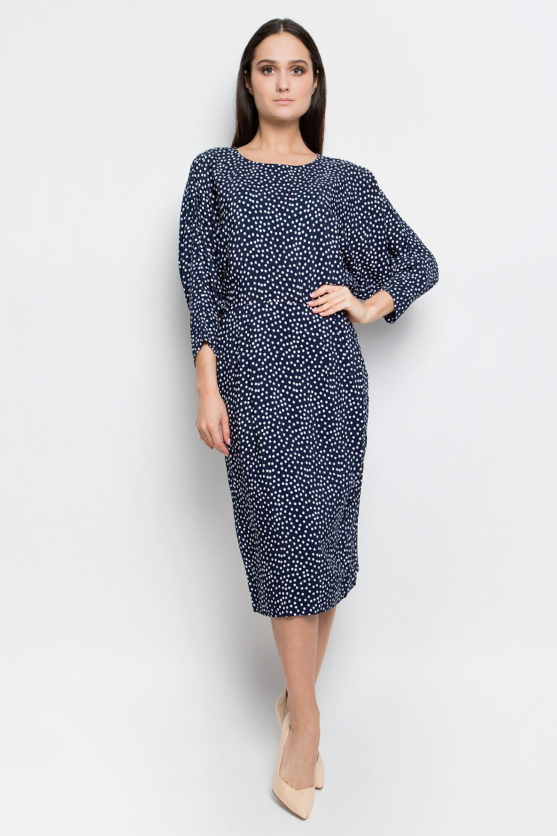 Платье Baon, цвет: темно-синий. B457026. Размер S (44)B457026_Dark Navy Printed Платье Baon, цвет: темно-синий. B457026. Размер S (44)B457026_Dark Navy PrintedПлатье Baon выполнено из высококачественной вискозы. Модель средней длины с рукавами летучая мышь длиной 3/4 имеет круглый вырез горловины. Платье застегивается на застежку-молнию на спинке, дополнено подъюбником из полиэстера. Спереди расположены два втачных кармана. Изделие оформлено принтом в горох.