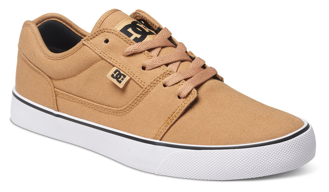 Кеды мужские DC Shoes Tonik TX, цвет: бежевый. 303111-CB0. Размер 11,5D (44,5)303111-CB0 Кеды мужские DC Shoes Tonik TX, цвет: бежевый. 303111-CB0. Размер 11,5D (44,5)303111-CB0Стильные мужские кеды DC Shoes Tonik TX - отличный вариант на каждый день.Модель выполнена из текстиля. Шнуровка надежно фиксирует обувь на ноге. Резиновая подошва с протектором гарантирует отличное сцепление с поверхностью. В таких кедах вашим ногам будет комфортно и уютно.