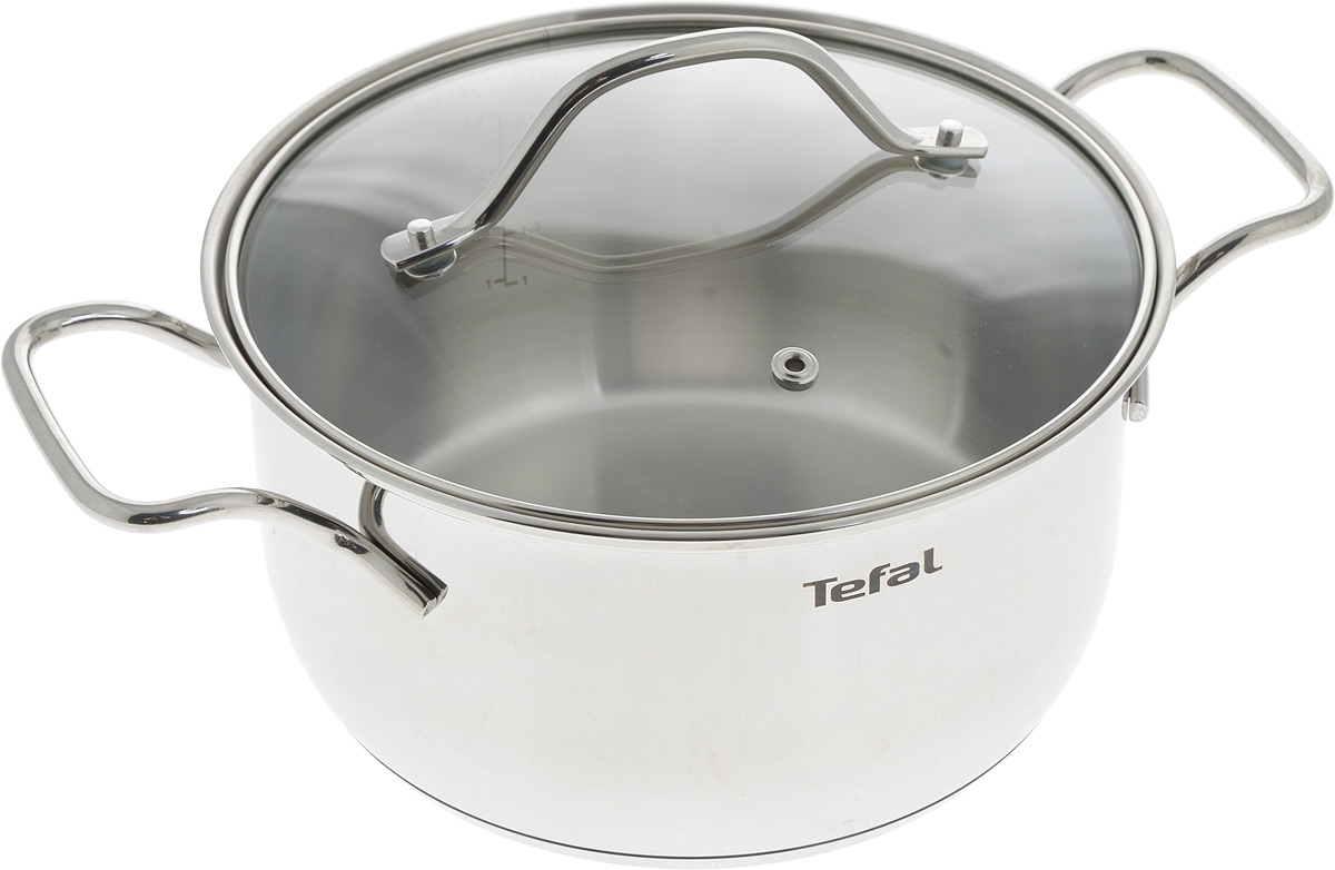Кастрюля Tefal Intuition с крышкой, 2,9 лA7024484 Кастрюля Tefal Intuition с крышкой, 2,9 лA7024484Кастрюля Tefal Intuition изготовлена из высококачественной нержавеющей стали с зеркальной полировкой. Внутренняя поверхность имеет отметки литража.Нержавеющая сталь отличается высокой экологической чистотой и долговечностью, устойчива к воздействию пищевых кислот, не образует соединений с компонентами пищи. Жаропрочная стеклянная крышка плотно прилегает к краям посуды, имеет отверстие для выхода пара, сохраняя аромат и вкус блюд. При этом можно наблюдать за готовностью пищи без потери тепла. Крышка оснащена удобной ручкой.Подходит для электрических, стеклокерамических, газовых и индукционных плит. Можно мыть в посудомоечной машине. Диаметр (по верхнему краю): 21,5 см. Высота стенки: 11 см. Ширина кастрюли (с учетом ручек): 30,5 см. Диаметр индукционного диска: 17,5 см.
