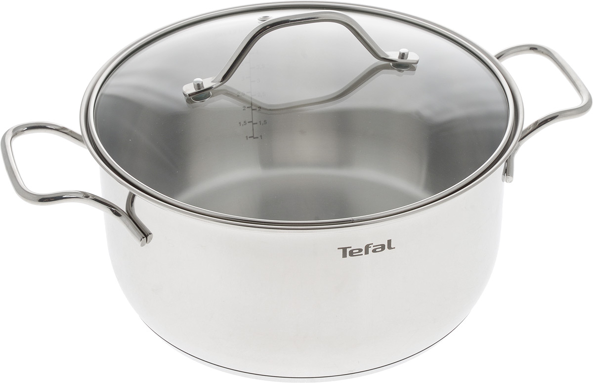 Кастрюля Tefal Intuition с крышкой, 4,9 лA7024684 Кастрюля Tefal Intuition с крышкой, 4,9 лA7024684Кастрюля Tefal Intuition изготовлена из высококачественной нержавеющей стали с зеркальной полировкой. Внутренняя поверхность имеет отметки литража.Нержавеющая сталь отличается высокой экологической чистотой и долговечностью, устойчива к воздействию пищевых кислот, не образует соединений с компонентами пищи. Жаропрочная стеклянная крышка плотно прилегает к краям посуды, имеет отверстие для выхода пара, сохраняя аромат и вкус блюд. При этом можно наблюдать за готовностью пищи без потери тепла. Крышка оснащена удобной ручкой.Подходит для электрических, стеклокерамических, газовых и индукционных плит. Можно мыть в посудомоечной машине. Диаметр (по верхнему краю): 26 см. Высота стенки: 12,5 см. Ширина кастрюли (с учетом ручек): 35 см. Диаметр индукционного диска: 21,5 см.