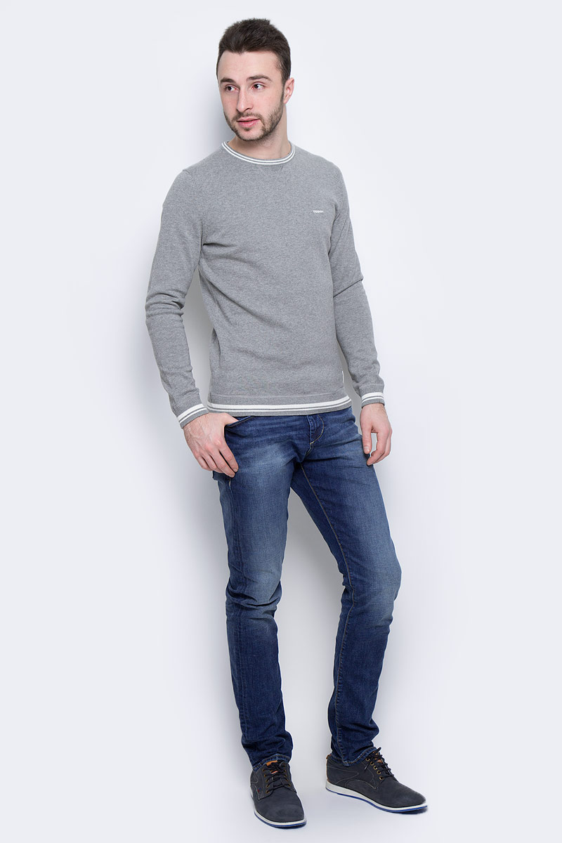 Джинсы мужские Tom Tailor, цвет: синий. 6205520.00.10_1052. Размер 31-32 (46/48-32)6205520.00.10_1052 Джинсы мужские Tom Tailor, цвет: синий. 6205520.00.10_1052. Размер 31-32 (46/48-32)6205520.00.10_1052Модные мужские джинсы Tom Tailor выполнены из высококачественного хлопка с добавлением эластана. Джинсы модели slim имеют стандартную посадку. Застегиваются на пуговицу в поясе и ширинку на молнии. Имеются шлевки для ремня. Спереди расположены два прорезных кармана и один небольшой накладной карман, а сзади - два накладных кармана. Модель дополнена эффектом потертости.