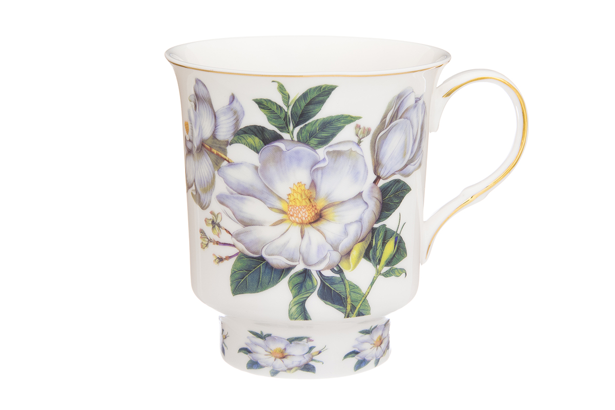 Кружка Elan Gallery Шиповник, 630 мл730660 Кружка Elan Gallery Шиповник, 630 мл730660Кружка Elan Gallery Шиповник выполнена из высококачественного фарфора и оформлена красочным рисунком. Изделие станет отличным дополнением к сервировке семейного стола, а также замечательным подарком для ваших родных и друзей.Не рекомендуется применять абразивные моющие средства.Объем кружки: 630 мл.