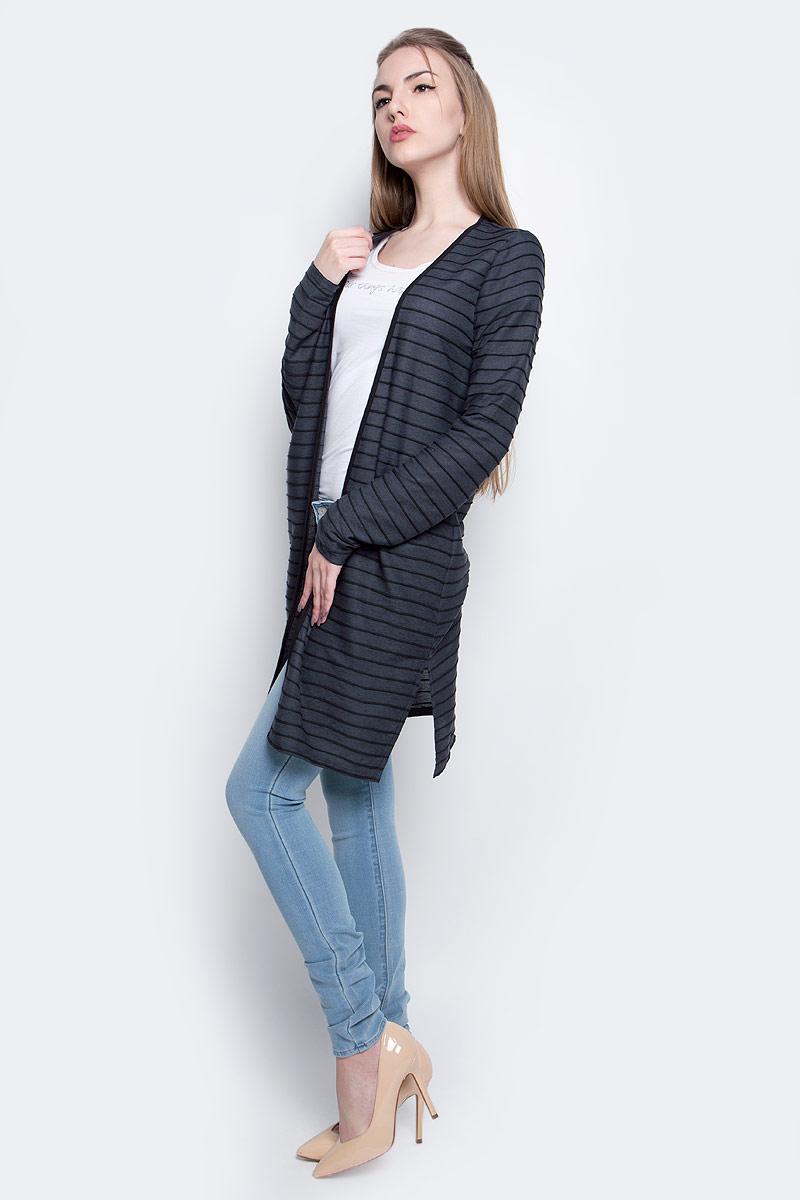 Кардиган женский Vero Moda, цвет: черный, сине-черный. 10169341. Размер XS (40)10169341_Ombre Blue Кардиган женский Vero Moda, цвет: черный, сине-черный. 10169341. Размер XS (40)10169341_Ombre BlueЖенский кардиган Vero Moda выполнен из полиэстера с добавлением вискозы.Модель с длинными рукавами и без застежки. По боковым швам изделие дополнено небольшими разрезами. Кардиган оформлен фактурными полосками.
