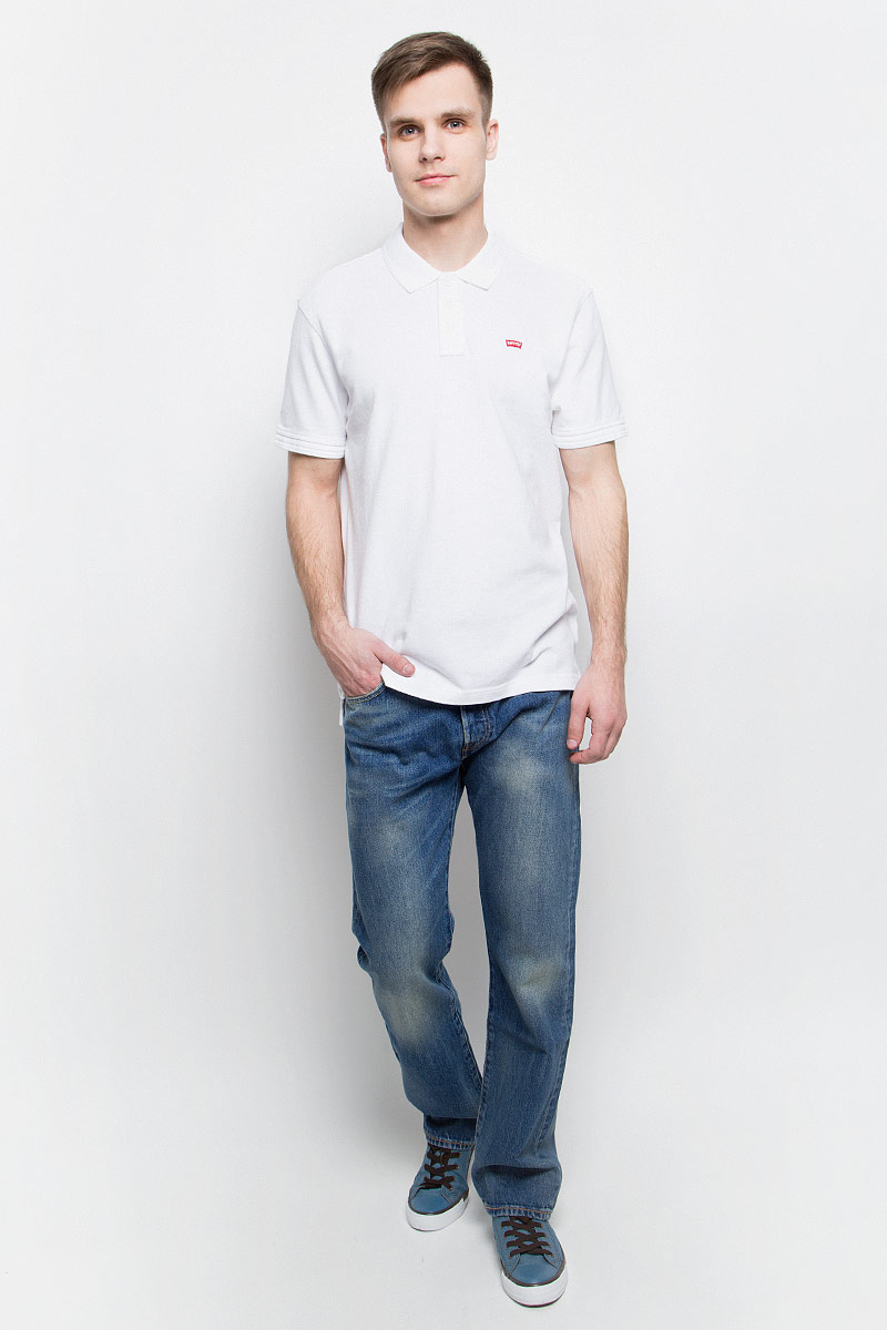 Джинсы мужские Levis® 501, цвет: синий. 0050123750. Размер 29-32 (44/46-32)0050123750 Джинсы мужские Levis® 501, цвет: синий. 0050123750. Размер 29-32 (44/46-32)0050123750Мужские джинсы Levis® изготовлены из качественного натурального хлопка. Джинсы средней посадки застегиваются на металлические пуговицы. На поясе имеются шлевки для ремня. Спереди модель дополнена двумя втачными карманами и одним небольшим накладным кармашком, а сзади - двумя накладными карманами. Модель оформлена эффектом потертости.