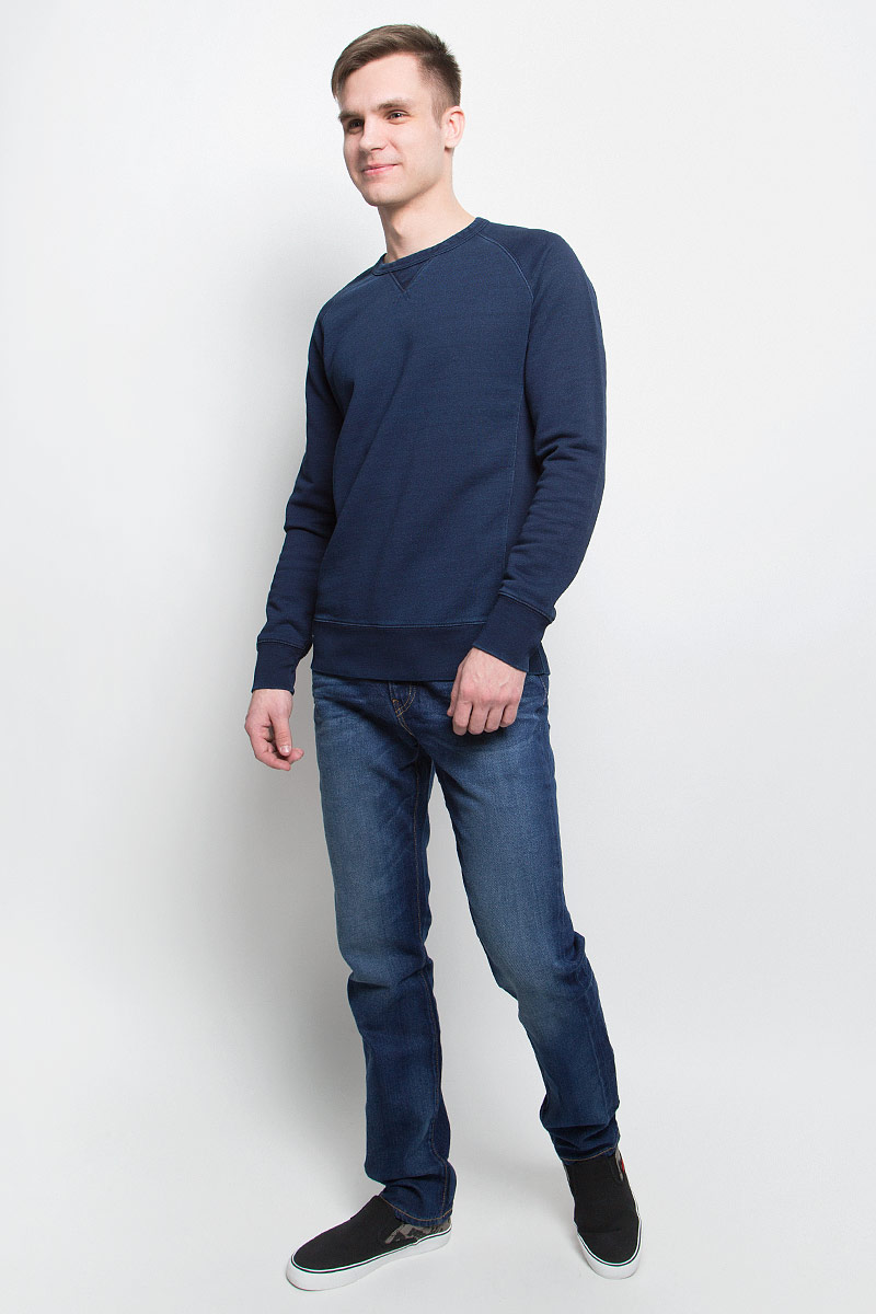 Джинсы мужские Levis® 511, цвет: синий. 0451121890. Размер 33-32 (48/50-32)0451121890 Джинсы мужские Levis® 511, цвет: синий. 0451121890. Размер 33-32 (48/50-32)0451121890Джинсы Levis выполнены из хлопка, полиэстера, полиэтилена и эластана. Модель слим с заниженной посадкой имеет гульфик с молнией и пуговицей. Джинсы оснащены втачными карманами спереди и накладными карманами сзади. На поясе расположены шлевки для ремня.