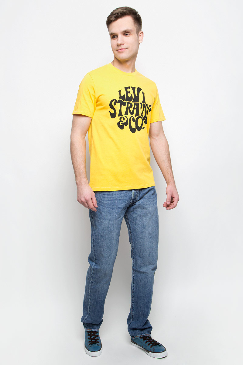Джинсы мужские Levis® 501, цвет: синий. 0050123840. Размер 32-32 (48-32)0050123840 Джинсы мужские Levis® 501, цвет: синий. 0050123840. Размер 32-32 (48-32)0050123840Мужские джинсы Levis® 501 выполнены из высококачественного натурального хлопка. Джинсы прямого кроя и стандартной посадки застегиваются на пуговицу в поясе и ширинку на пуговицах, дополнены шлевками для ремня. Джинсы имеют классический пятикарманный крой: спереди модель дополнена двумя втачными карманами и одним маленьким накладным кармашком, а сзади - двумя накладными карманами. Модель украшена декоративными потертостями.