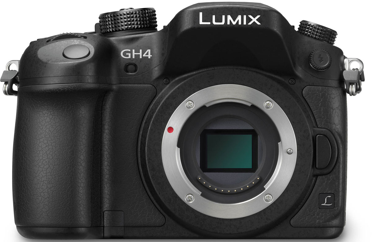 Panasonic Lumix DMC-GH4 Body, Black цифровая фотокамераDMC-GH4EE-K Panasonic Lumix DMC-GH4 Body, Black цифровая фотокамераDMC-GH4EE-KPanasonic Lumix DMC-GH4 - продвинутая цифровая беззеркальная фотокамера.Четырехъядерный процессор обработки изображений Venus Engine обеспечивает скоростную обработку сигнала. Сочетание нового Digital Live Mos сенсора и процессора Venus Engine значительно улучшает чувствительность (макс. 25 600 единиц ISO), эффективность передачи градации тонов, разрешение и цветопередачу, благодаря чему качество изображения становится еще выше. В результате, изображение максимально естественно, а это именно то, на что ориентирована продукция Lumix.Новая гибридная фото/видео камера DMC-GH4 обеспечивает профессиональное качество съемки и соответствует стандартам записи видео с разрешением 4 К (формат Cinema 4К: 4 096 х 2 160 / 24 кадра в секунду и формат QFHD 4К: 3 840 х 2 160 / до 30 кадров в секунду) в форматах MOV и МР4. Новинка позволяет снимать Full НО -видео с ультравысоким битрейтом 200 Мбит/с (ALL-lntra) или 100 Мбит/с (IPB) без ограничения времени записи1 2. Кроме того, в DMC-GH4 появилось множество новых функций, необходимых для профессиональной видеосъемки.Корпус DMC-GH4 выполнен из прочного магниевого сплава, и рассчитан на самое агрессивное использование, а все узлы, переключатели и кнопки защищены от попадания влаги и пыли. Затвор, способный отрабатывать выдержки со скоростью до 1/8000, также был переработан — его срок службы теперь составляет 200000 срабатываний.Новый Digital Live MOS-сенсор с разрешением 16,05 Мпикс отличается высокой светочувствительностью, скоростью работы и отсутствием эффекта роллинг шаттер при видеосъемке или использовании электронного затвора. Среди преимуществ нового сенсора также стоит отметить расширение диапазона градации тонов на 1/3 ступени (макс.) при низкой чувствительности ISO. Кроме того, благодаря превосходному шумоподавлению длительность экспозиции может составлять до 60 минут.Процессор обработки изображений Venus Engine был существенно доработан. Он получил четыре ядра, которые обеспечивают необходимую для съемки 4К-видео скорость обработки сигнала, а превосходная система шумоподавления позволила добиться минимального уровня шума даже при высокой светочувствительности (макс. ISO 25600). Отметим, что особое внимание уделялось и плавности тоновых переходов, светочувствительности и цветопередаче, что позволило добиться еще более высокого качества изображения.Одной из наиболее характерных особенностей GH4 является видеосъемка без ограничения времени записи с разрешением 4К (формат Cinema 4К: 4096x2160/24 кадра в секунду и формат QFHO 4К: 3840 х 2160 / до 30 кадров в секунду) в форматах MOV и МР4.Система контрастной AD дополнена технологией DFD, которая дополнительно сокращает время фокусировки. Она определяет расстояние до объекта, мгновенно используя объектив для оценки 2 изображений с разной глубиной резкости с учетом оптических характеристик. Это позволяет добиться сверхвысокой скорости АФ на уровне примерно 0,07 с. Данное улучшение ощущается наиболее сильно на больших дистанциях фокусировки.Фотокамера DMC-GH4 сочетает в себе возможности подключения по Wi-Fi (IEEE 802.11 b/g/n) с технологией NFC. Приложение Panasonic Image Арр позволяет осуществлять дистанционную фото и видеосъемку со смартфона или планшета. Она также помогает с легкостью вставить геотеги в изображение после съемки. Для смартфонов и планшетов без функции NFC на мониторе камеры отображается специальный QR-код, позволяющий с легкостью соединить устройства между собой, просто считав код.