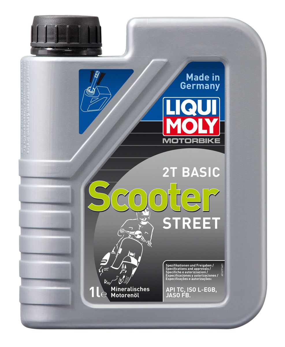 Масло моторное Liqui Moly Motorbike 2T Basic Scooter Street, минеральное, 1 л8068 Масло моторное Liqui Moly Motorbike 2T Basic Scooter Street, минеральное, 1 л8068Масло моторное Liqui Moly Motorbike 2T Basic Scooter Street предназначено для эксплуатации двухтактных скутеров на дорогах с твердым покрытием. Комбинация высококачественной минеральной базы и современных присадок гарантирует оптимальную защиту двигателя на повышенных оборотах и нагрузках. Бездымно сгорает, не дает нагаров в двигателе и глушителе. Самосмешиваемо с топливом, используется для раздельной и смешанной систем подачи топлива. Защищает от коррозии. Красного цвета. Минеральная базовая основа в сочетании с современными присадками обеспечивает: - чистоту двигателя, свечей зажигания, мощностного клапана и глушителя; - защиту от износа, задиров и прихватов; - защиту от коррозии; - стойкость к повышенным оборотам и температурам в подкапотном пространстве. Использование масла Motorbike 2T Basic Scooter Street обеспечивает долговременную работу стандартных 2Т двигателей скутеров от 50 до 200 см рабочего объема. Для двигателей с водяным и воздушным охлаждением, со смешанной и раздельной системами смазки. Концентрация в смеси с топливом до 1:50.