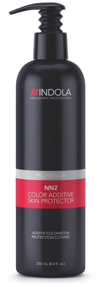 Indola Лосьон для защиты кожи NN2 250 мл1954416 Indola Лосьон для защиты кожи NN2 250 мл1954416Уникальная формула создает на поверхности кожи головы барьерный слой, оберегая от воздействия красителя и уменьшая раздражение. Алоэ и бисаболол успокаивающе действуют на кожу головы. Продукт можно использовать как вместе с красителем так и отдельно. Удобный помповый дозатор