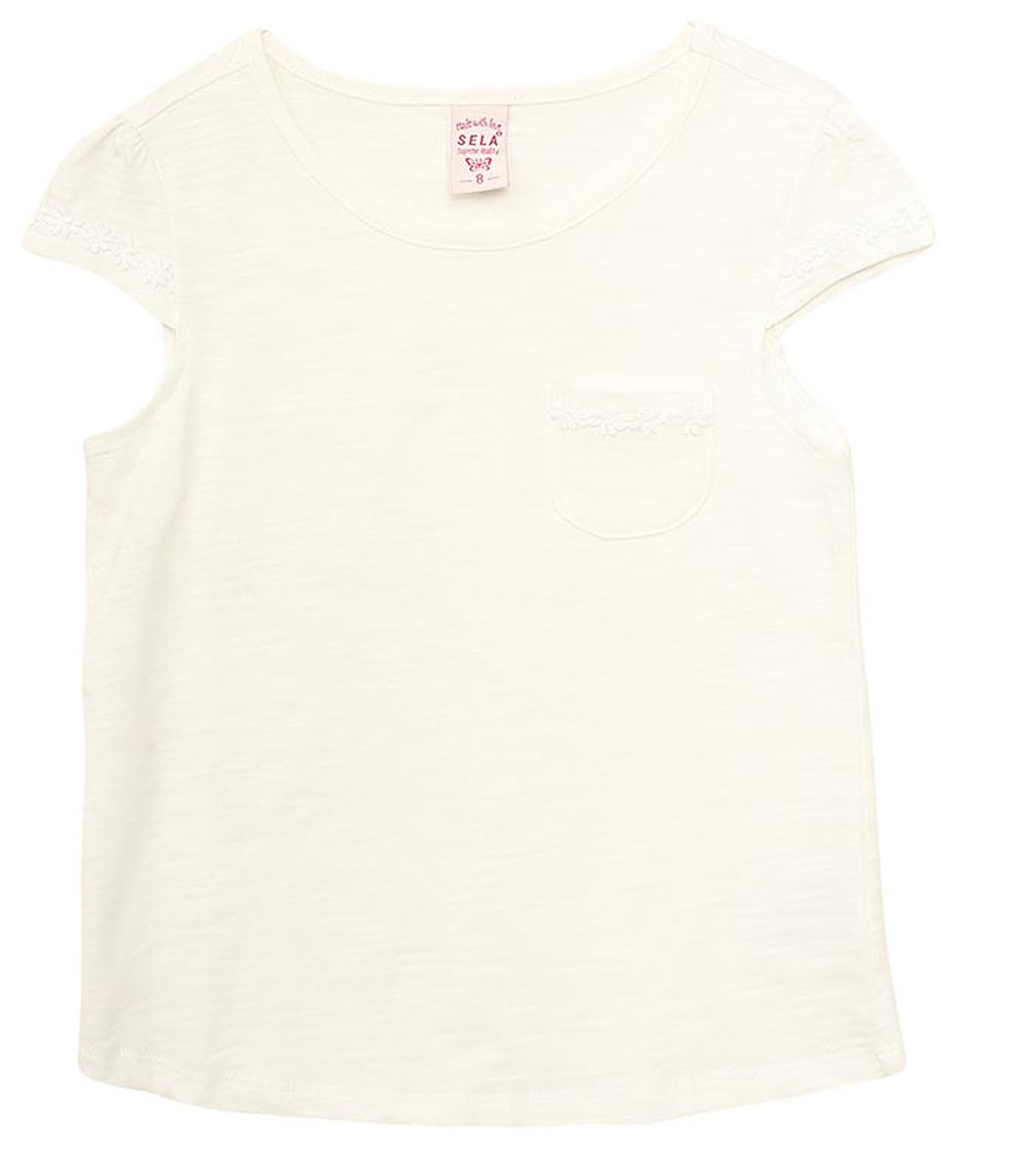 Футболка для девочки Sela, цвет: молочный. Ts-611/957-7172. Размер 140, 10 летTs-611/957-7172 Футболка для девочки Sela, цвет: молочный. Ts-611/957-7172. Размер 140, 10 летTs-611/957-7172Яркая футболка для девочки Sela станет отличным дополнением к гардеробу юной модницы. Модель прямого кроя изготовлена из натурального хлопка и оформлена ажурным плетением на рукавах. Изделие дополнено накладным кармашком в области груди. Воротник дополнен мягкой эластичной бейкой.