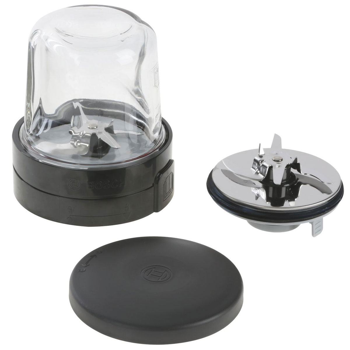 Bosch MUZ45XCG1 комплект насадок для кухонных комбайновMUZ45XCG1 Bosch MUZ45XCG1 комплект насадок для кухонных комбайновMUZ45XCG1Набор 3-в-1 Bosch MUZ45XCG1 для измельчения и хранения.Один нож подходит для измельчения твердых продуктов, например, кофейных зёрен, злаков, сахара, орехов, пряностей, цукатов, хлопьев, а второй нож можно использовать для мягких продуктов, например, овощей, фруктов, мяса, зелени. Стеклянный контейнер с крышкой используется для измельчения и смешивания продуктов. Крышка к контейнеру позволяет хранить готовый продукт.