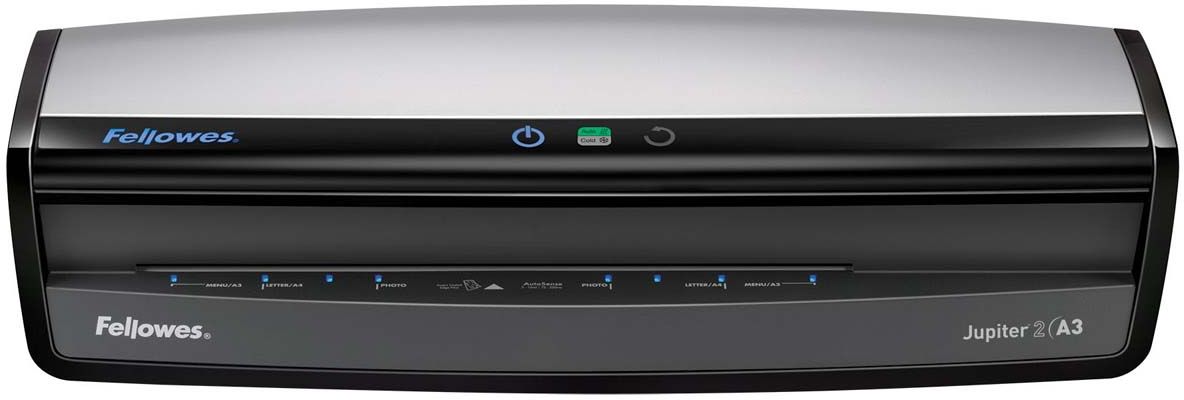 Fellowes Jupiter 2 A3 автоламинаторFS-57335 Fellowes Jupiter 2 A3 автоламинаторFS-57335Автоламинатор Jupiter 2 A3 для среднего офиса предназначен для активного использования. Благодаря 6 валам обеспечивает профессиональный уровень качества с пленками до 250 мкм. Ламинатор готов к работе уже через 60 секунд после включения, при этом все необходимые настройки ламинатор выставляет самостоятельно - при включении аппарата активизируется функция Auto-Sense, которая автоматически устанавливает оптимальный режим ламинирования в зависимости от толщины заготовки. Эксклюзивная технология HeatGuard™ позволяет дотрагиваться до ламинатора, не боясь обжечься. Механизм ClearPath точно направляет и обеспечивает плавное прохождение ламинируемого документа, тем самым препятствуя зажевыванию документа. Функция SleepMode позволяет снизить объем потребляемой энергии за счет переключения ламинатора в спящий режим. Удобный сенсорный интерфейс. Скорость ламинирования 75 см в минуту позволит в кратчайшие сроки получить готовый документ, заламинированный с профессиональным уровнем качества.Диапазон плёнок 75 – 250мкмАвтоматическая регулировка температуры и скоростиСкорость ламинирования до 75 см/мин.Время нагрева – 60 cекунд6 валов (4 нагреваемых)Гарантия 2 годаТехнологии Auto sense Ламинатор автоматически определяет толщину пленки и устанавливает идеальный режим ламинирования. Auto Shut OFF Автоматическое отключение ламинатора после простоя. Insta Heat Быстрый старт за 30-60 секунд! Jam Free механизм ClearPath обеспечивает 100% работу без заторов и зажевывания документов при использовании расходных материалов Fellowes.