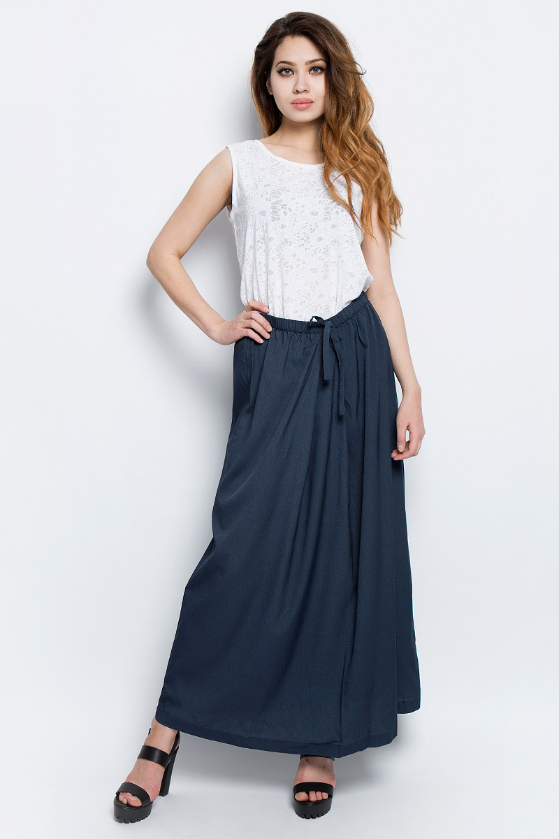 Юбка женская Baon, цвет: синий. B477042_Dark Navy. Размер M (46)B477042_Dark Navy Юбка женская Baon, цвет: синий. B477042_Dark Navy. Размер M (46)B477042_Dark NavyЮбка женская Baon выполнена из полиэстера. Модель длинной макси дополнена затягивающимся шнурком.