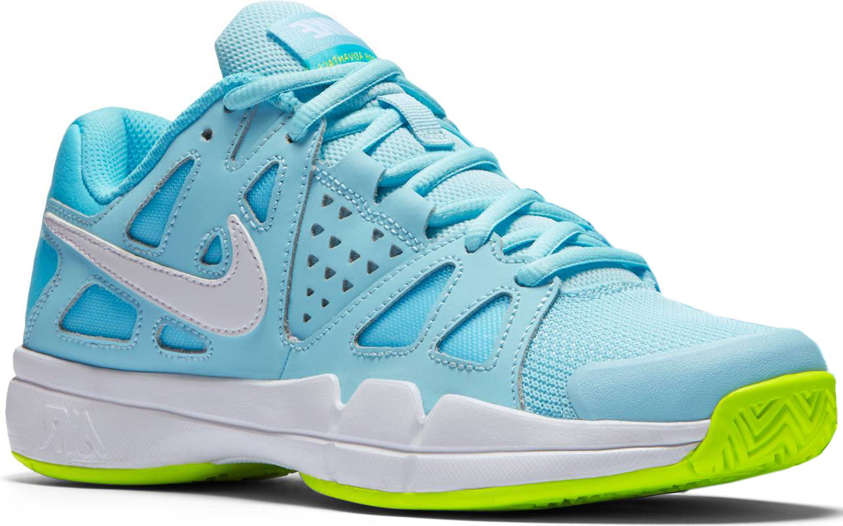 Кроссовки для тенниса женские Nike Air Vapor Advantage, цвет: голубой. 599364-400. Размер 8,5 (40)599364-400 Кроссовки для тенниса женские Nike Air Vapor Advantage, цвет: голубой. 599364-400. Размер 8,5 (40)599364-400Женские теннисные кроссовки Air Vapor Advantage от Nike повторяют форму стопы, позволяя играть максимально быстро и эффективно. Модель выполнена из текстиля, натуральной и искусственной кожи. Подкладка и стелька из текстиля комфортны при движении. Инновационная система шнуровки позволяет отрегулировать посадку и поддержку стопы.Амортизирующий модуль Air-Sole в области пятки защищает от ударов. Протектор подошвы XDR для отличного сцепления.