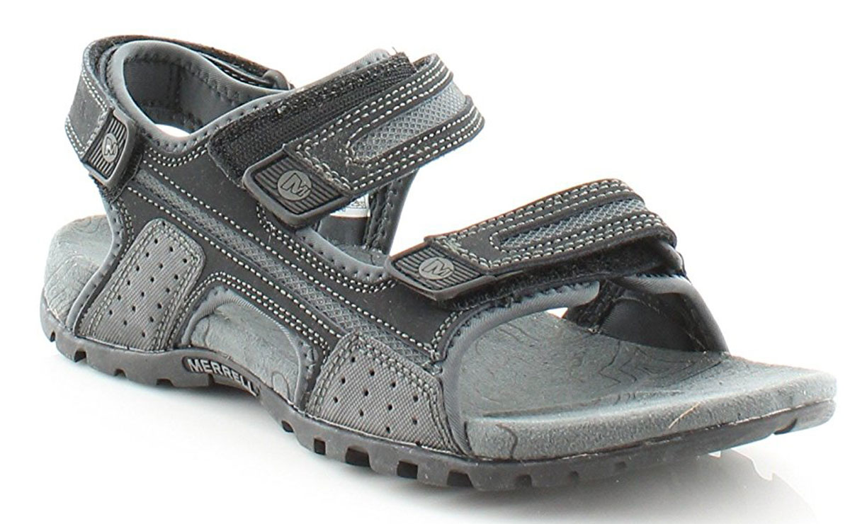 Сандалии мужские Merrell Sandspur Oak, цвет: черный, серый. 276754C. Размер 8 (40,5)276754C Сандалии мужские Merrell Sandspur Oak, цвет: черный, серый. 276754C. Размер 8 (40,5)276754CНевероятно удобные мужские сандалии от Merrell выручат вас в жаркую погоду. Модель выполнена из натуральной кожи с полиуретановым покрытием. Ремешки на застежках-липучках, дополненные логотипом бренда, обеспечивают прочную фиксацию модели на ноге. Мягкая стелька комфортна при движении. Промежуточная подошва из материала EVA с использованием технологии Air Cushion стабилизирует стопу и поглощает удары при ходьбе. Износостойкая подошва с рифлением обеспечивает надежное сцепление с поверхностью.Стильные сандалии прекрасно дополнят ваш летний образ.